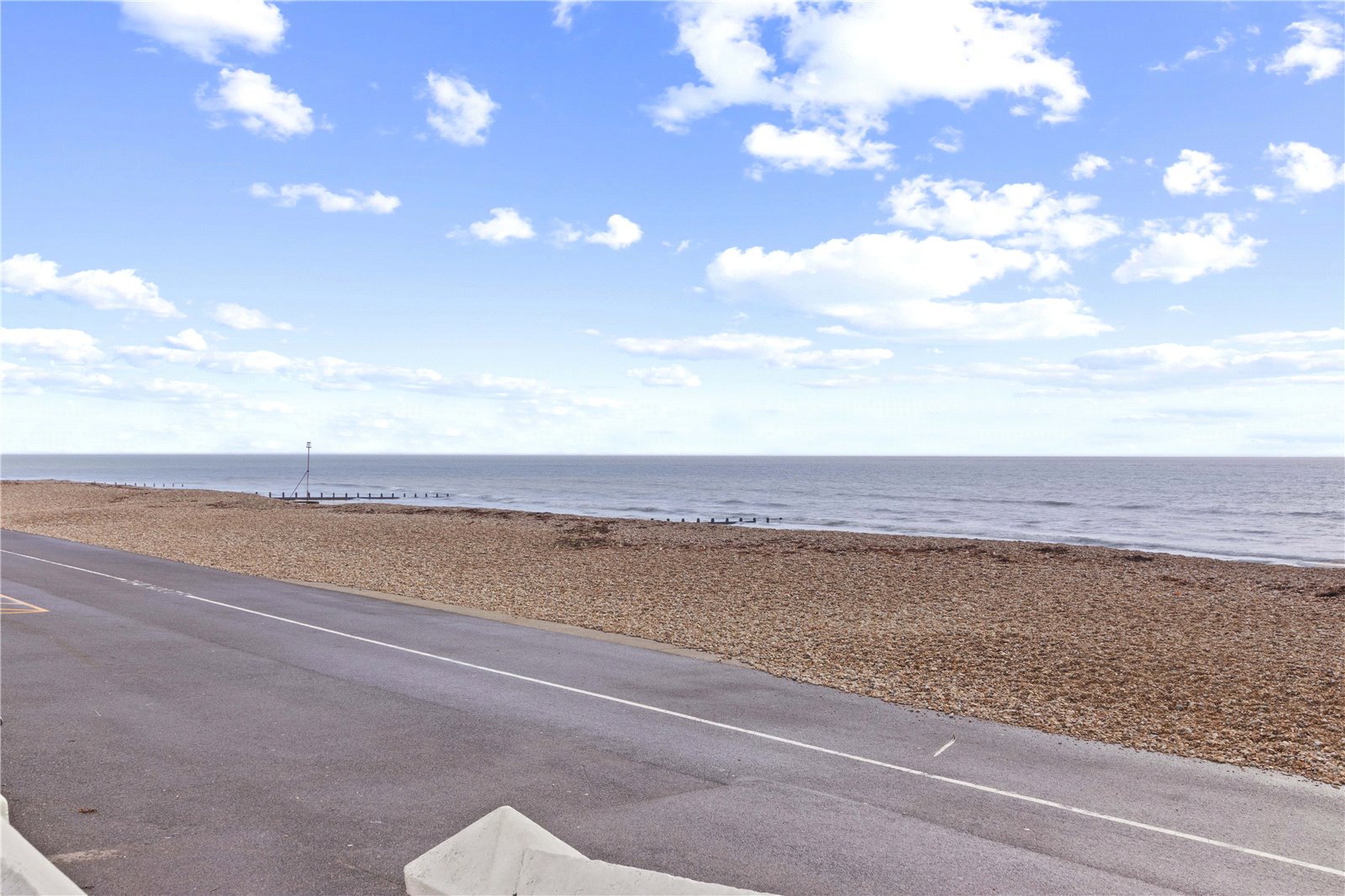 1 bed apartment for sale in Marine Drive West, Aldwick  - Property Image 7