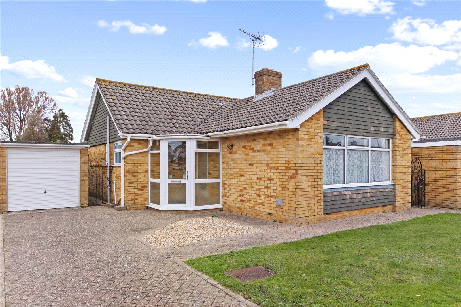 2 bed bungalow for sale in Trinity Way, West Meads - Property Image 1