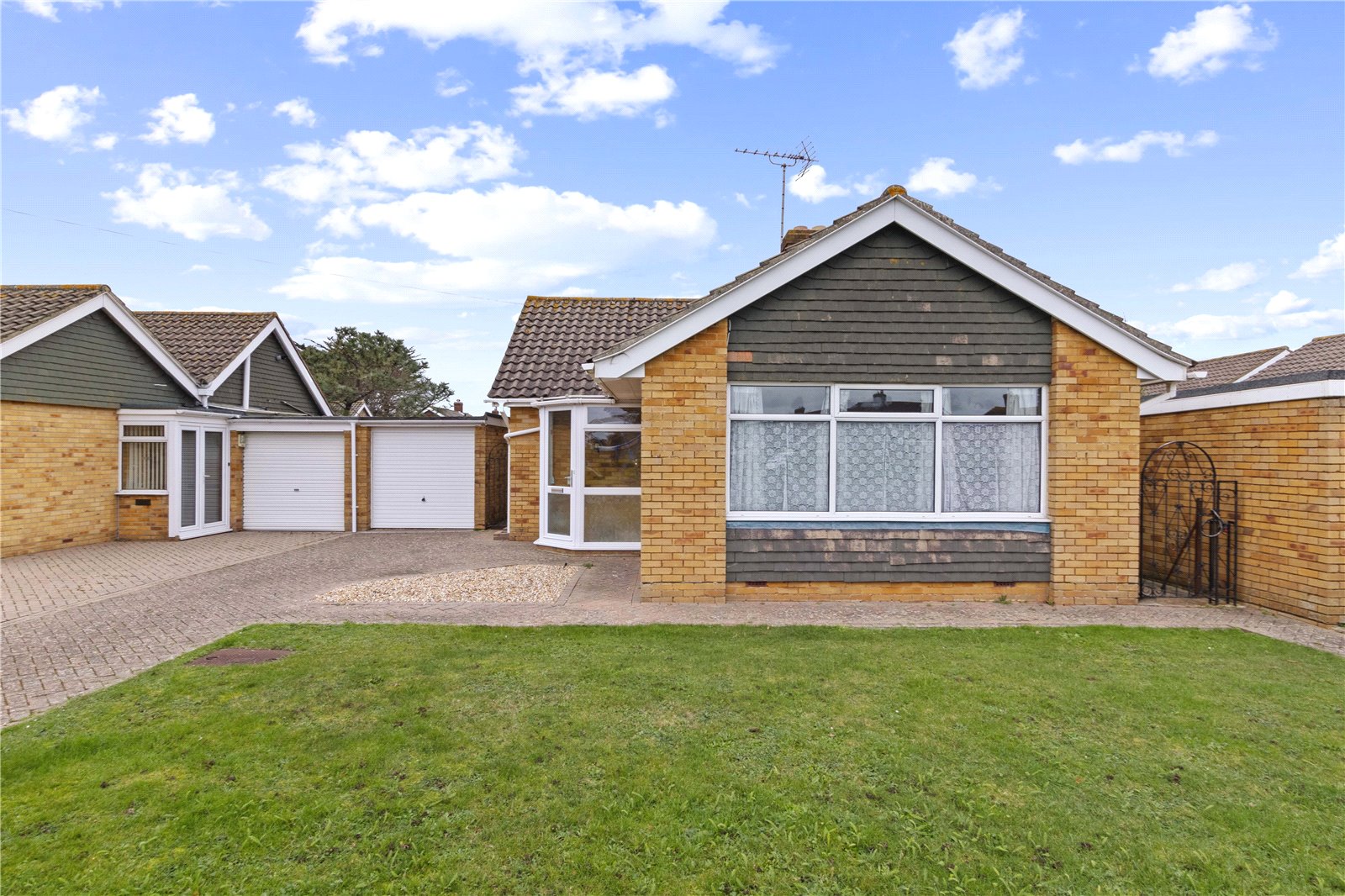 2 bed bungalow for sale in Trinity Way, West Meads  - Property Image 15