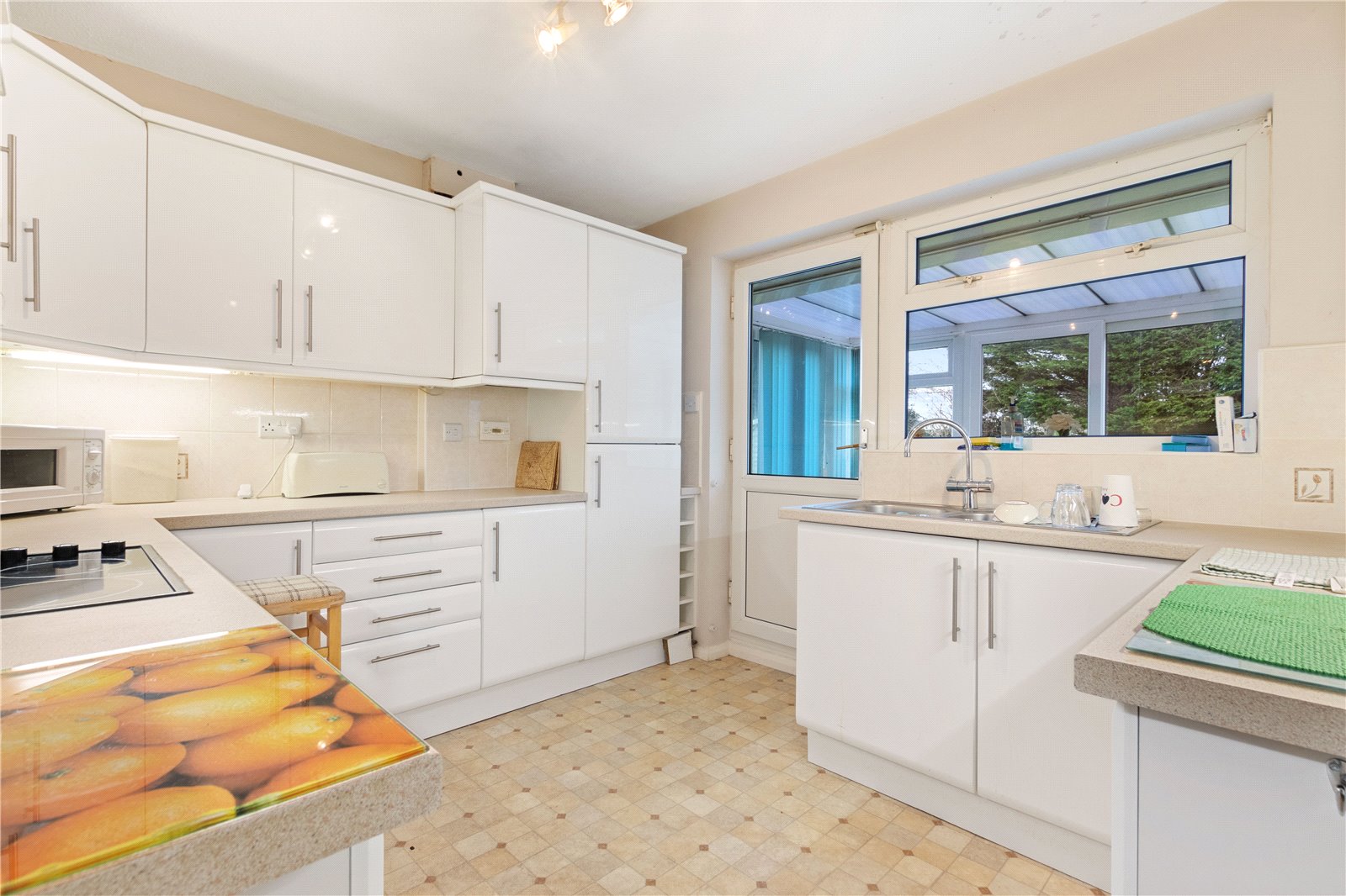 2 bed bungalow for sale in Whitfield Close, Bognor Regis  - Property Image 3
