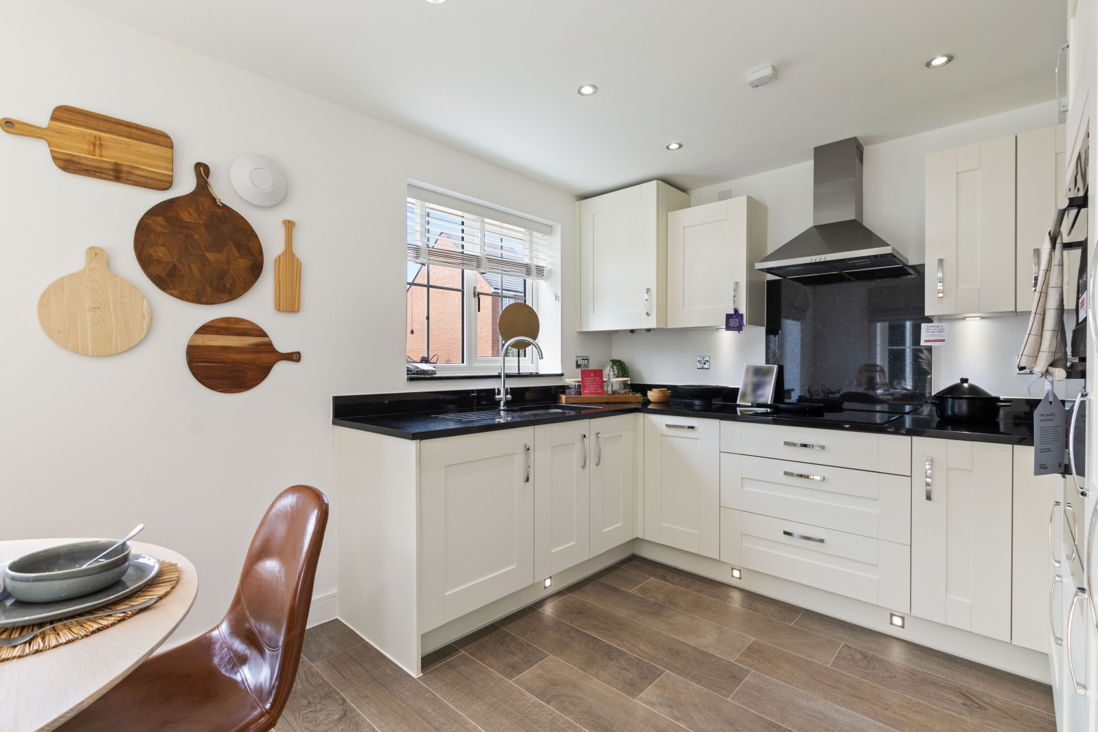 3 bed house for sale in Off Shopwhyke Road, Chichester  - Property Image 17