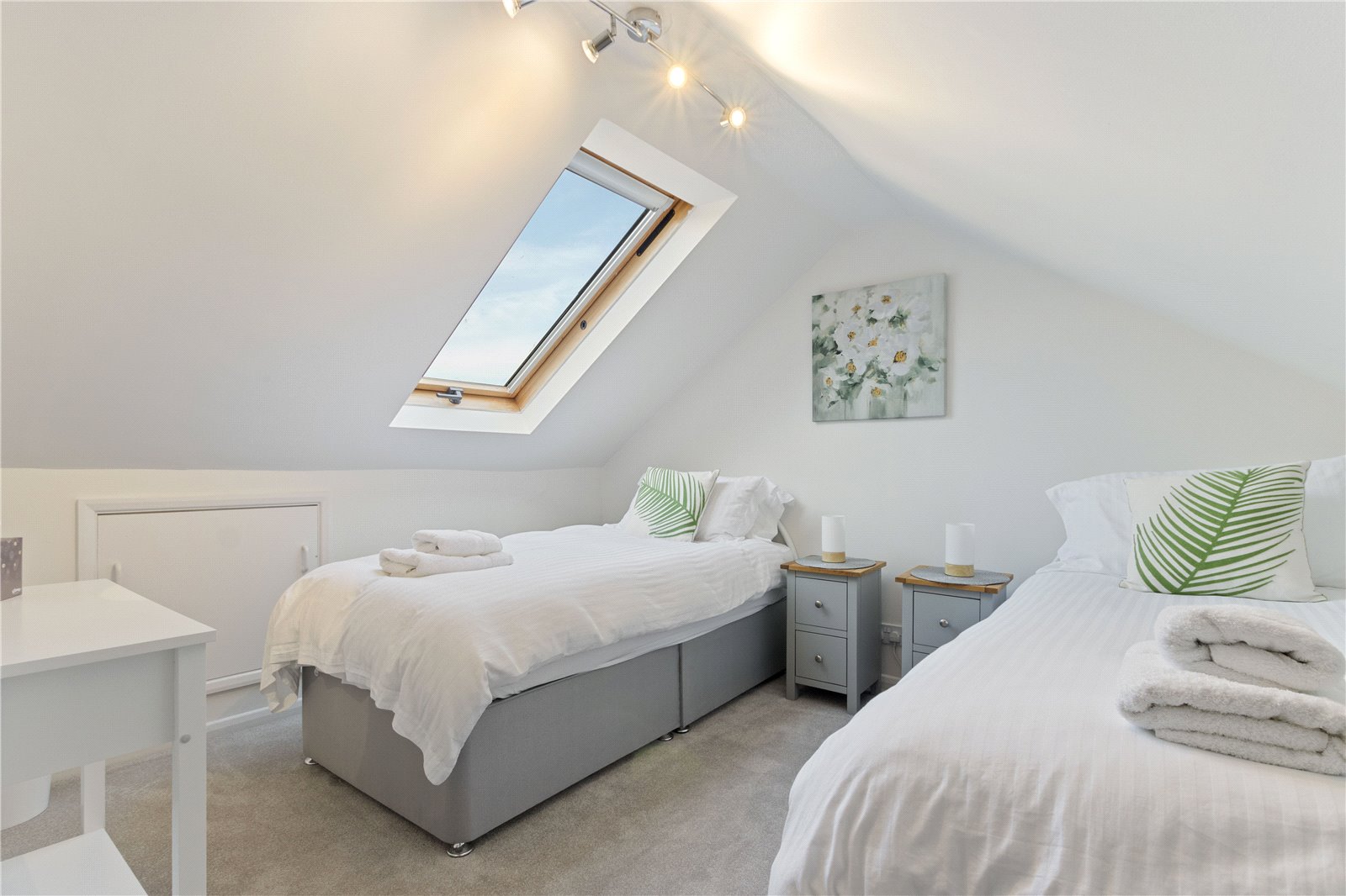 4 bed bungalow for sale in Southdean Drive, Bognor Regis  - Property Image 16