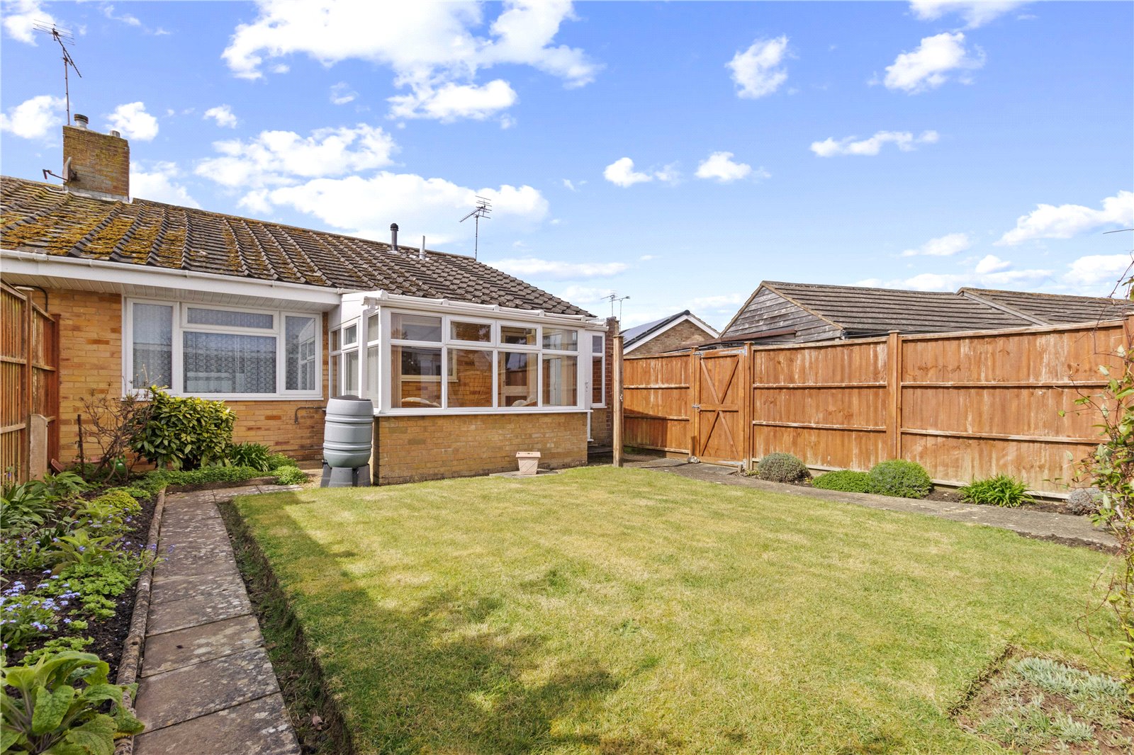 2 bed bungalow for sale in The Causeway, Bognor Regis  - Property Image 12
