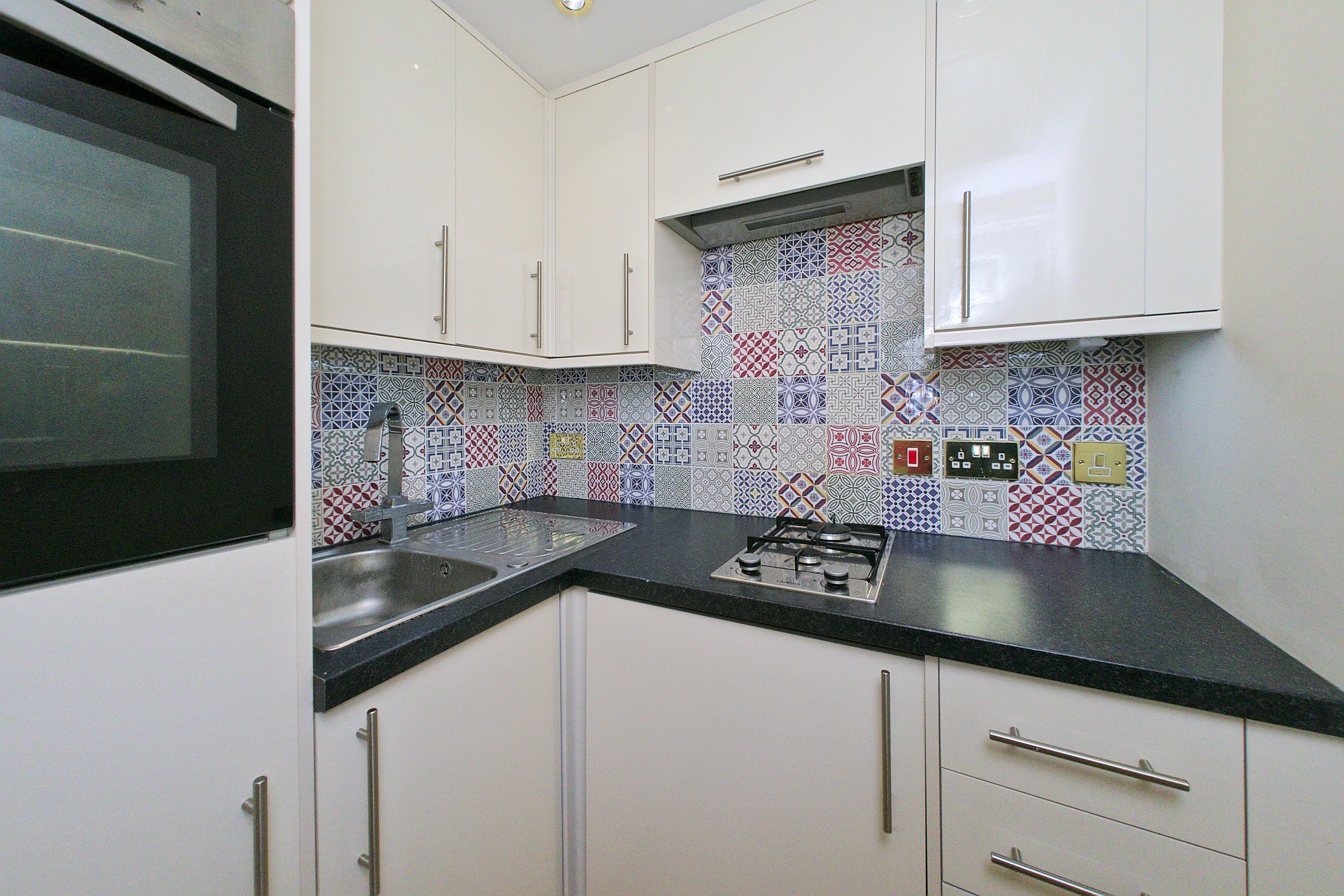 1 bed apartment for sale in Little London, Chichester  - Property Image 3