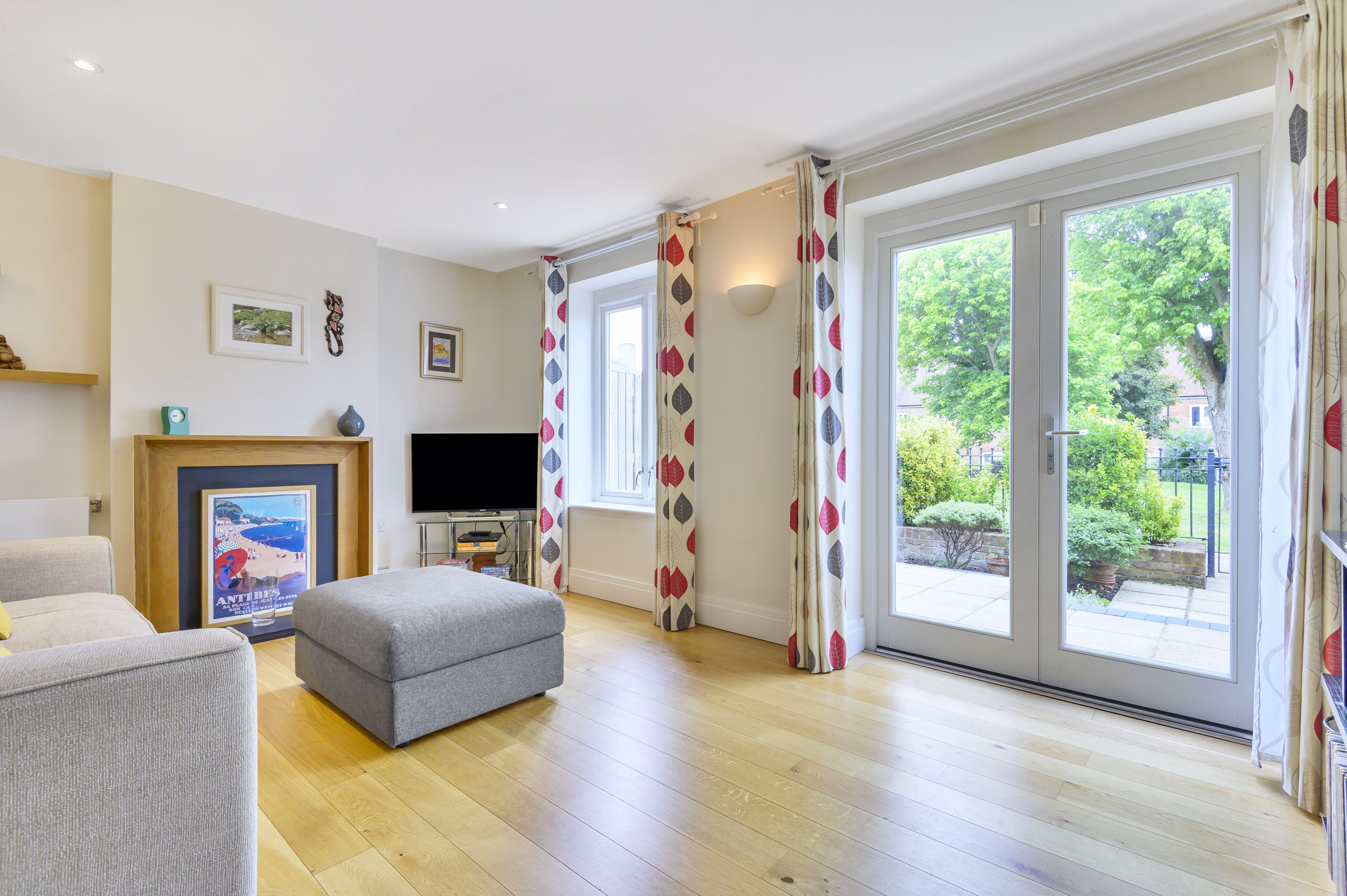 2 bed house for sale in McNair Way, Chichester  - Property Image 3