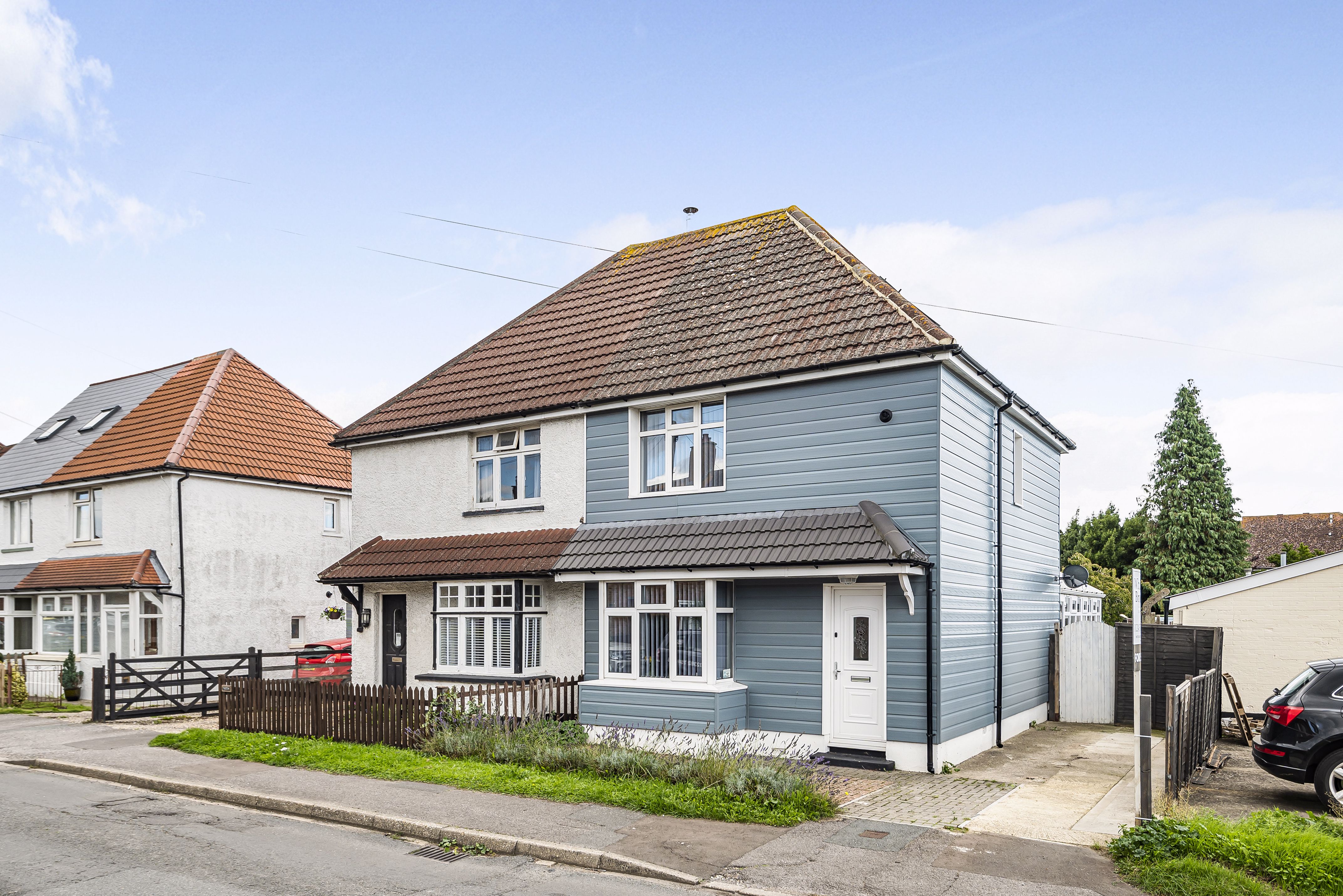 3 bed house for sale in Clovelly Road, Southbourne - Property Image 1