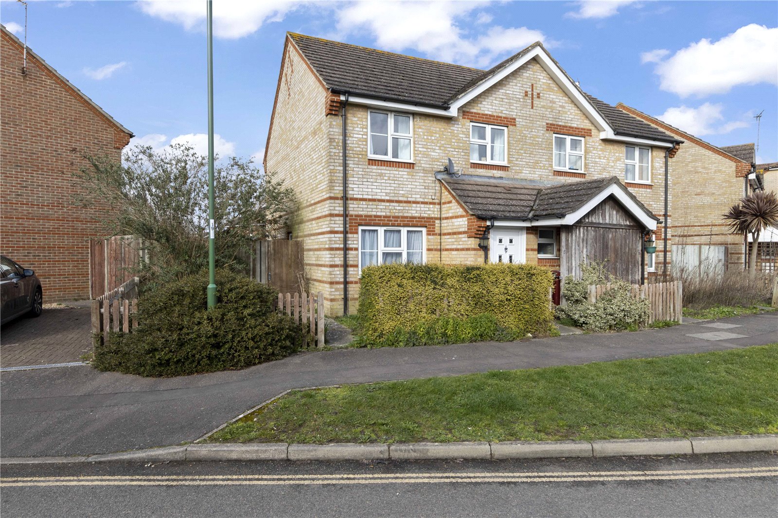 3 Bed Semi Detached House For Sale In Swanfield Drive Chichester Ref