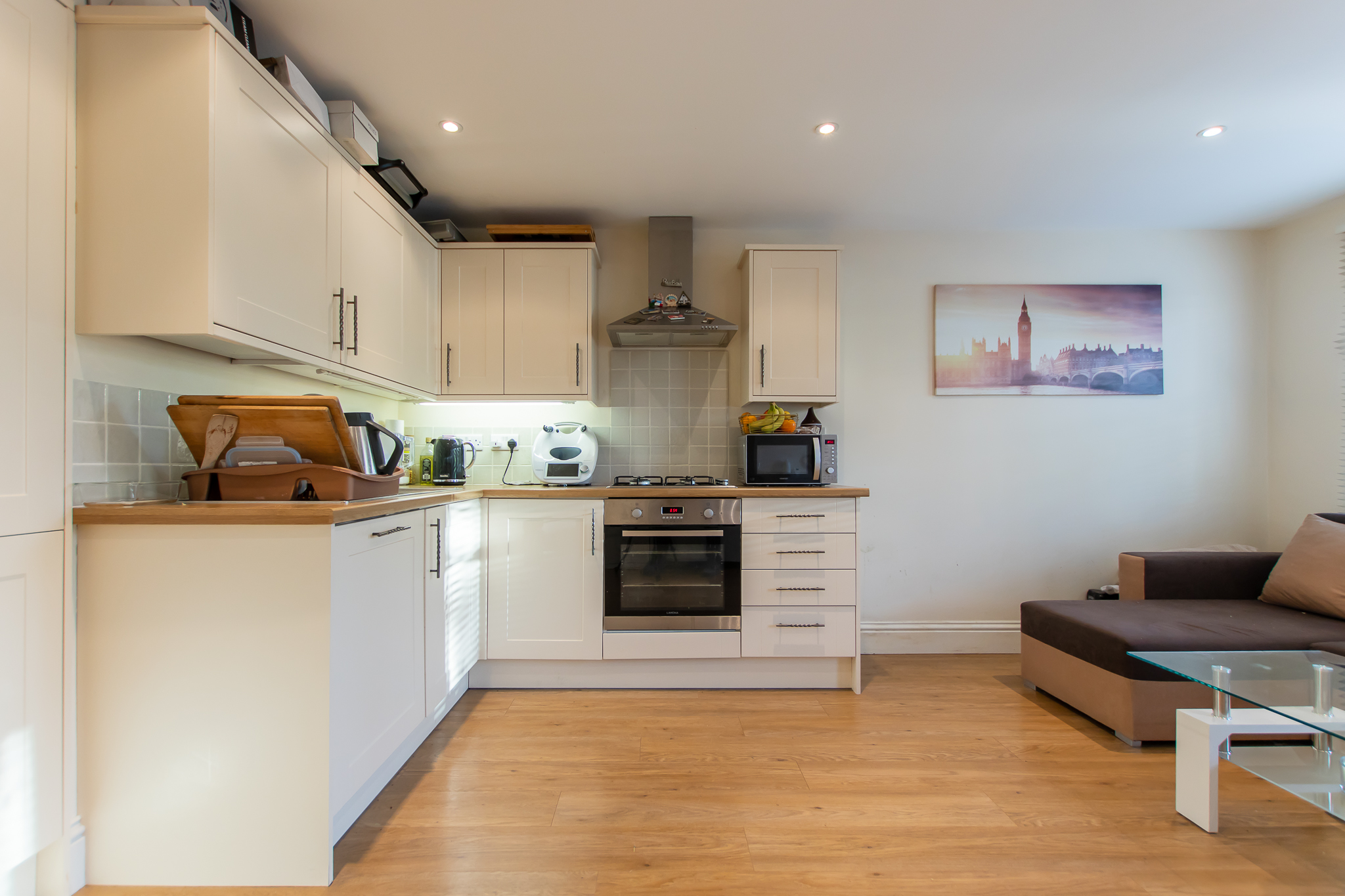 1 bed apartment for sale in The Hornet, Chichester  - Property Image 11