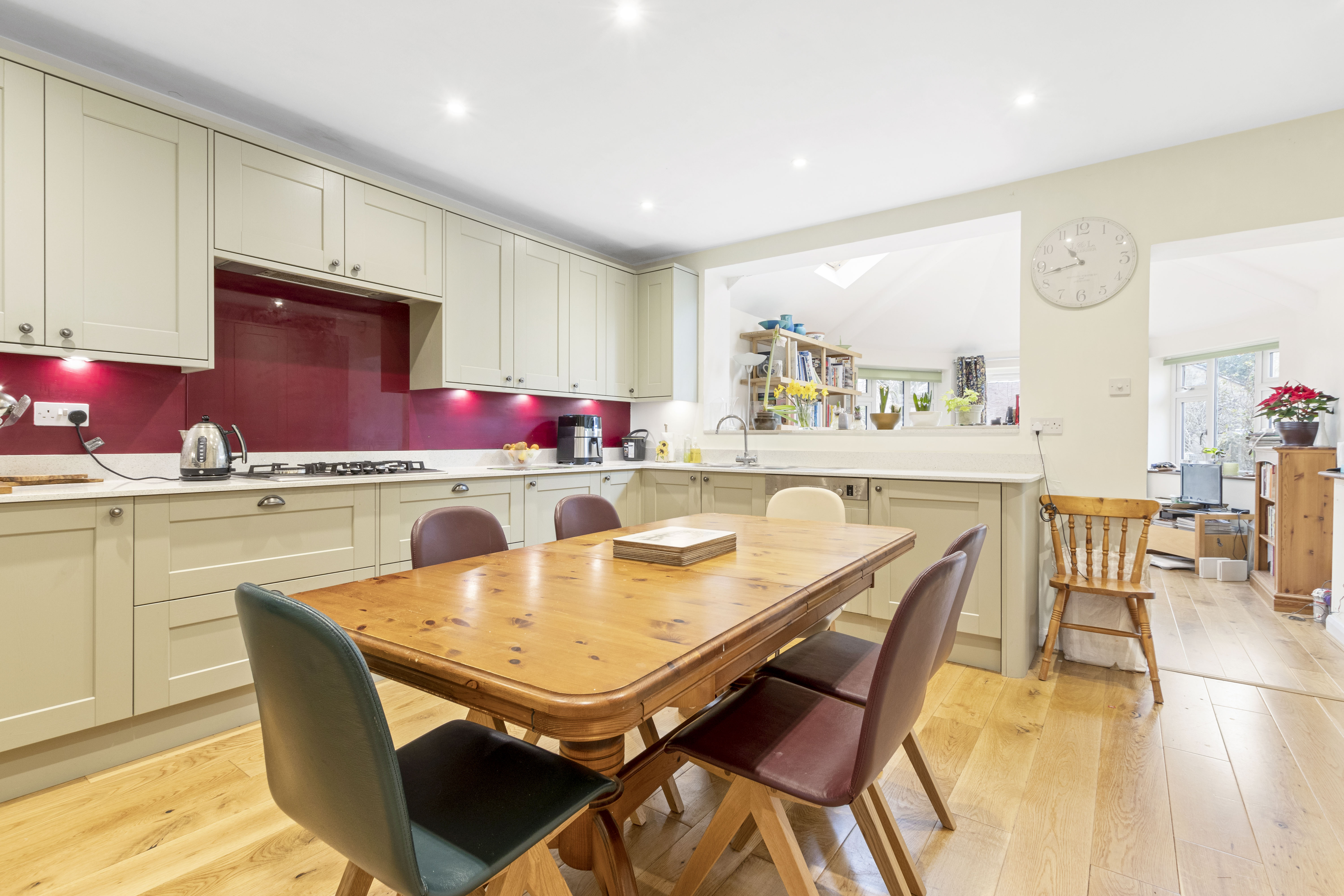 3 bed house for sale in King George Gardens, Chichester  - Property Image 6