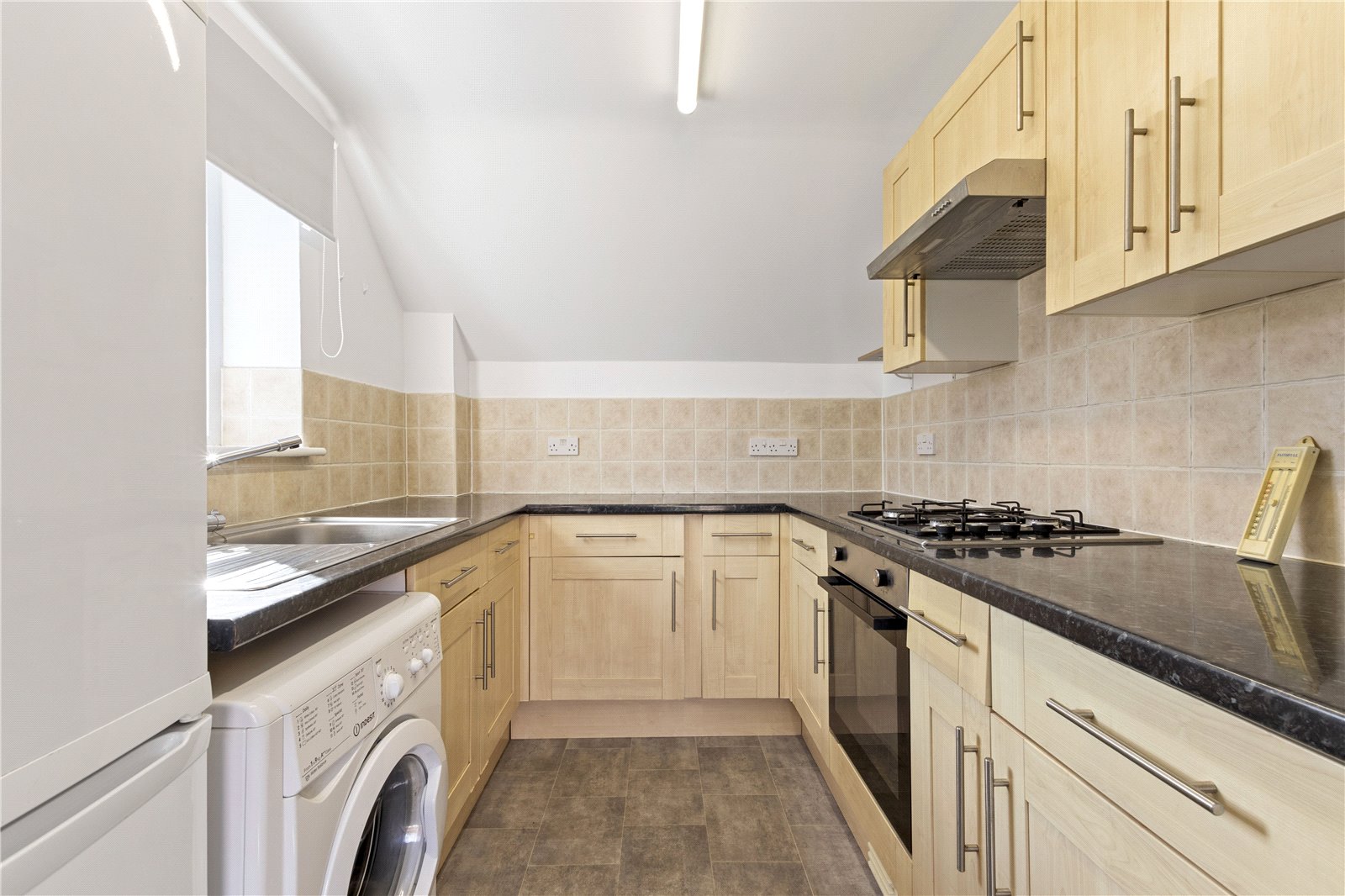 1 bed apartment for sale in Church Road, Chichester  - Property Image 3