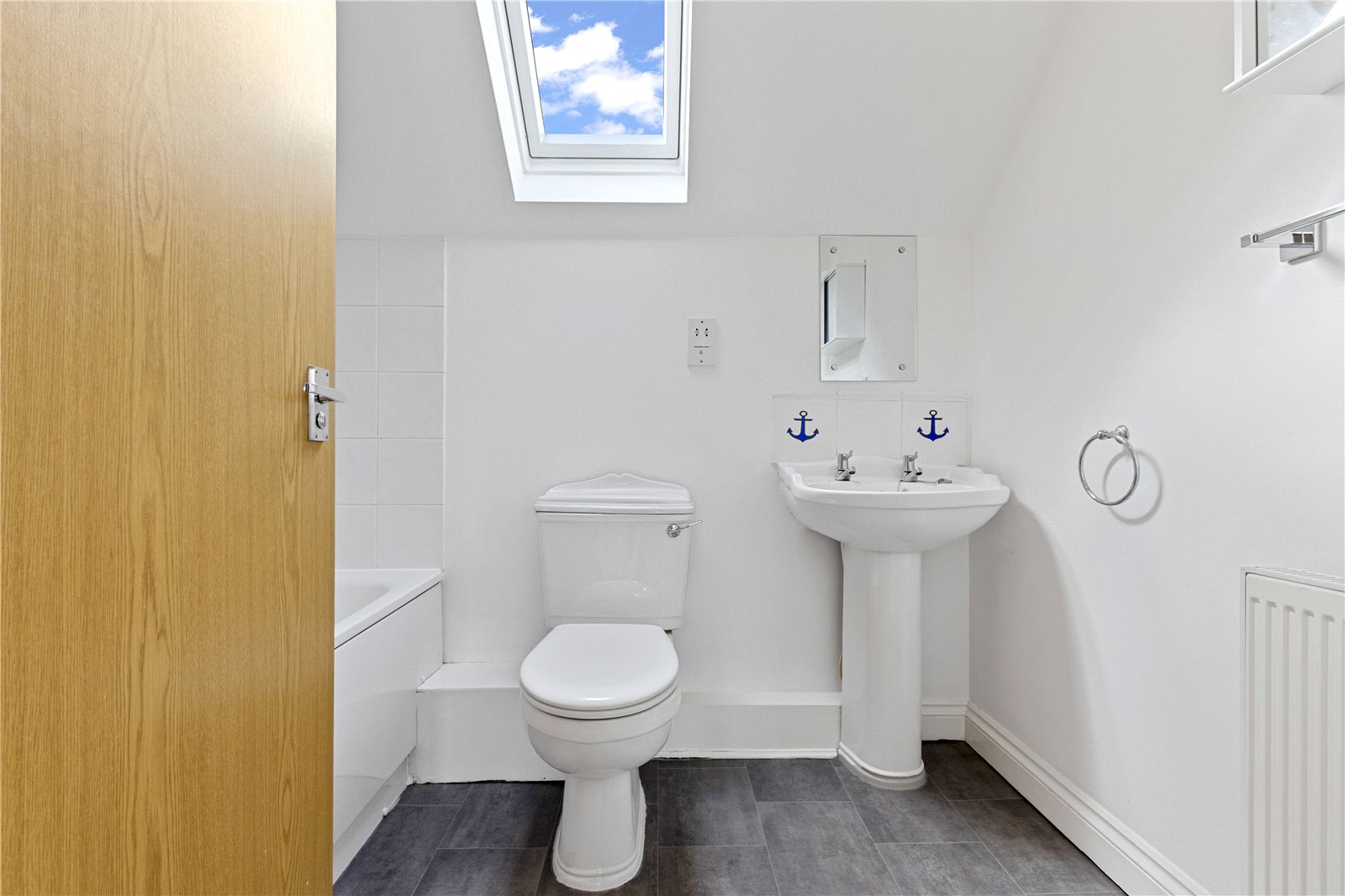 1 bed apartment for sale in Church Road, Chichester  - Property Image 6