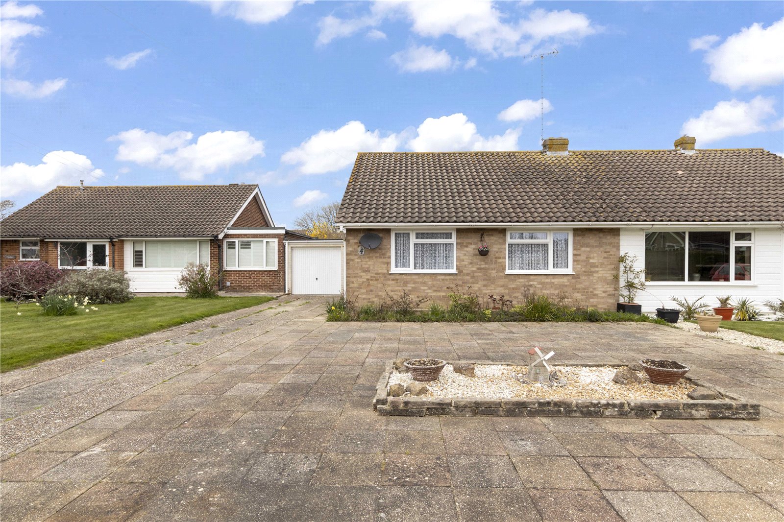 2 bed bungalow for sale in Nuffield Close, Bognor Regis  - Property Image 14