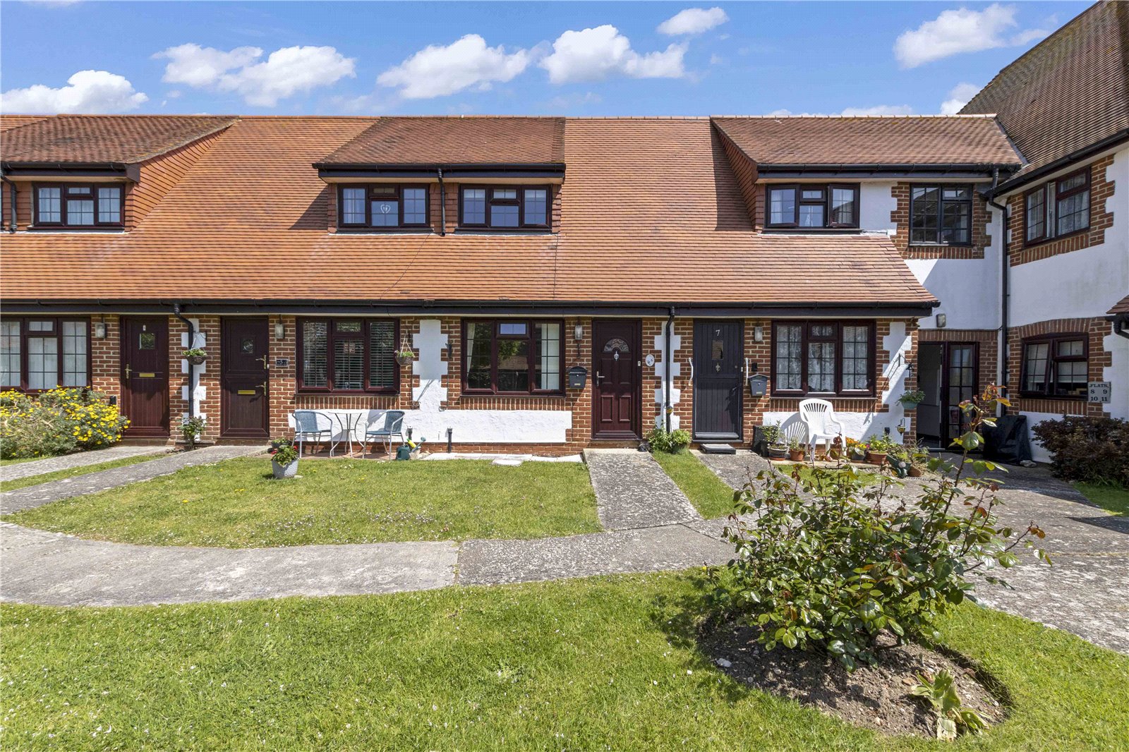 1 bed maisonette for sale in Manor Farm Court, Selsey - Property Image 1