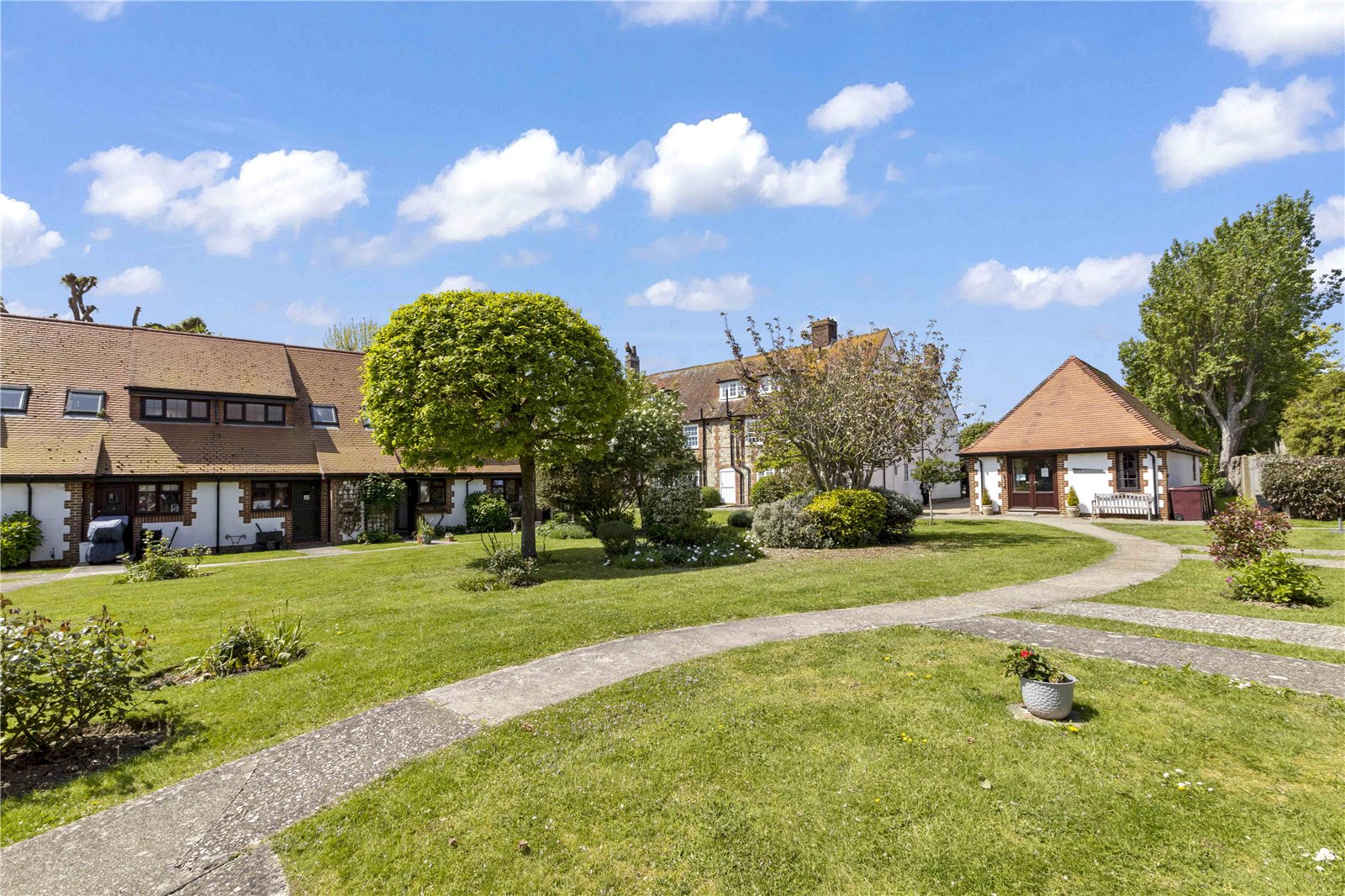 1 bed maisonette for sale in Manor Farm Court, Selsey  - Property Image 7
