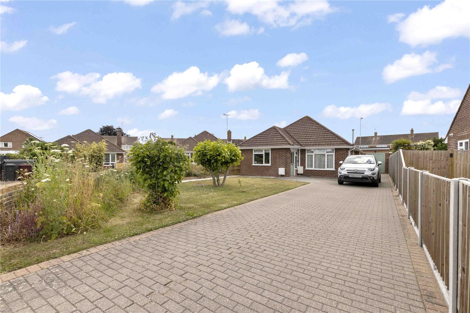3 bed bungalow for sale in Crosbie Close, Chichester  - Property Image 1