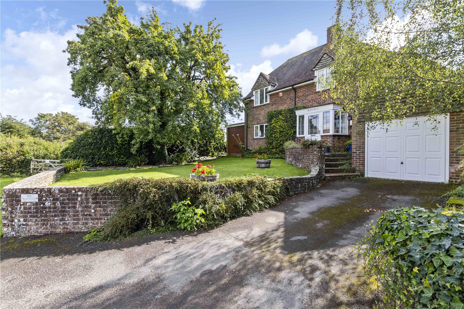 3 bed house for sale in Lower Road, East Lavant  - Property Image 1
