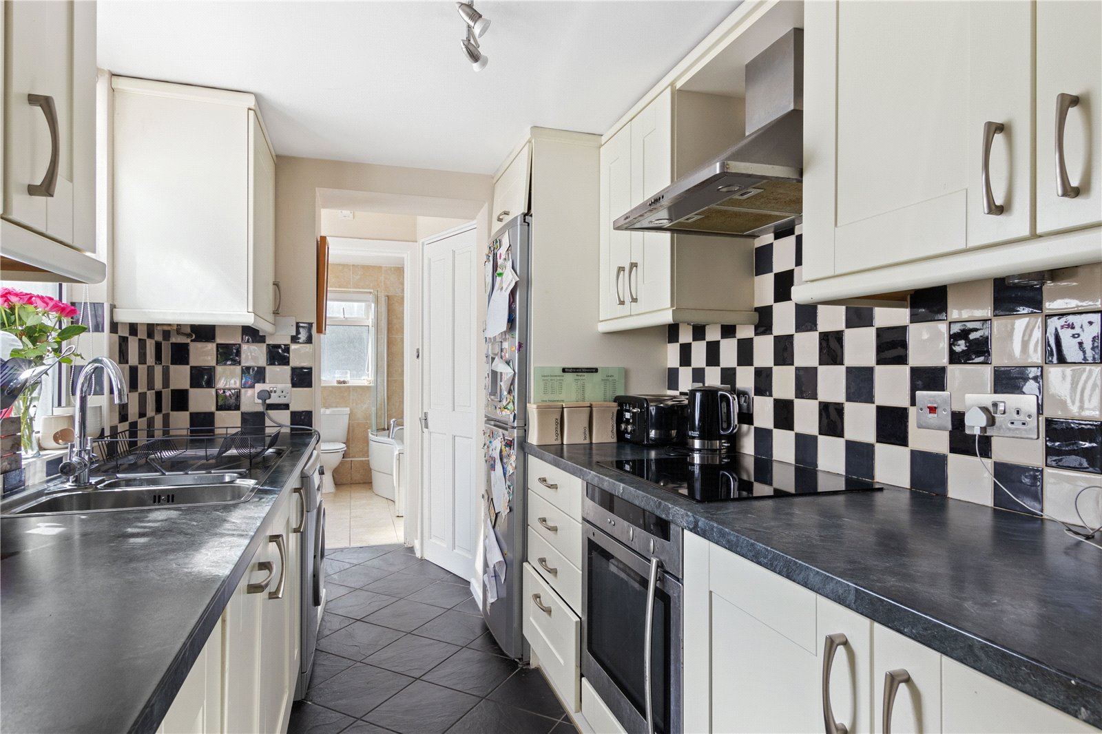 3 bed house for sale in Whyke Lane, Chichester  - Property Image 2
