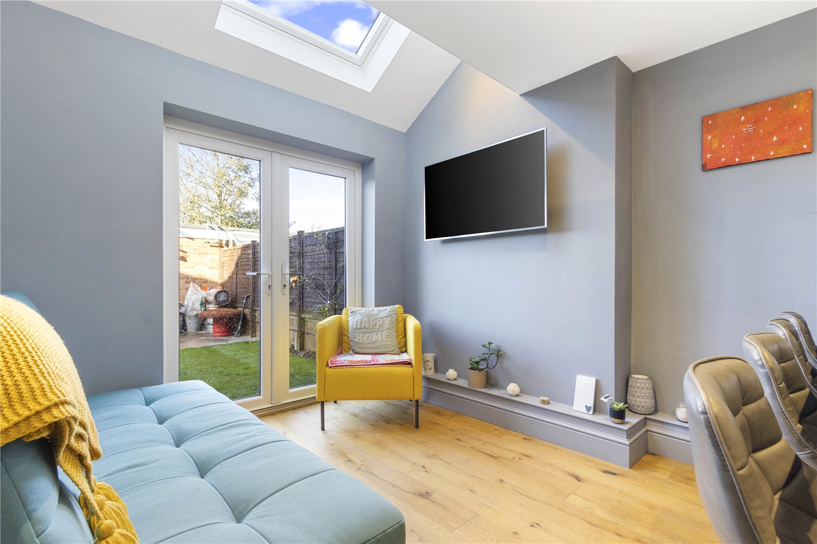 3 bed house for sale in St. Georges Drive, Chichester  - Property Image 5