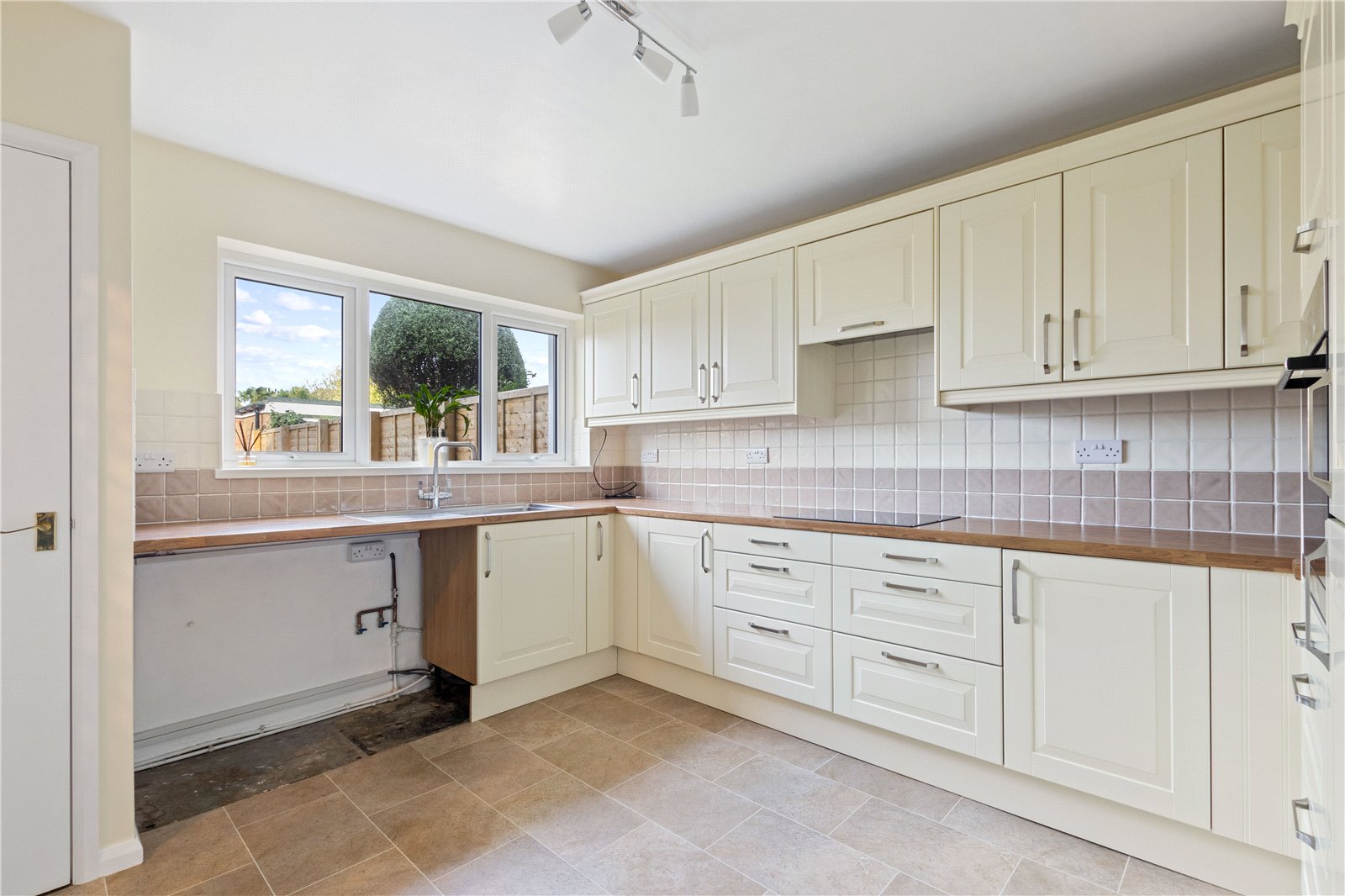 3 bed house for sale in St. Georges Drive, Chichester  - Property Image 13