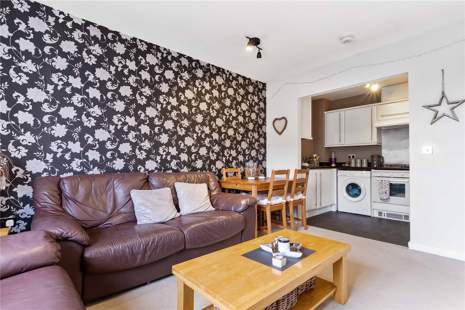 2 bed apartment for sale in The Boulevard, Tangmere  - Property Image 3