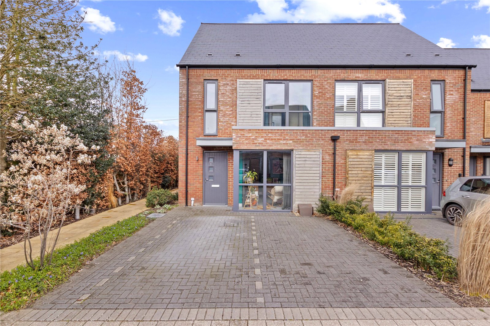 3 bed house for sale in Windmill Close, Chichester - Property Image 1