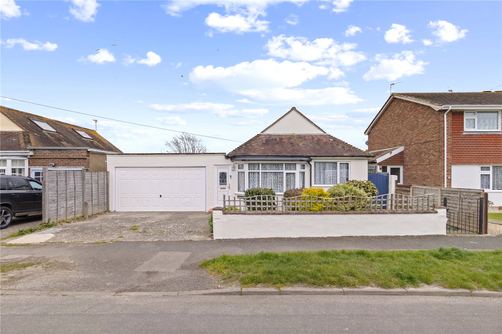 3 bed bungalow for sale in Manor Lane, Selsey  - Property Image 1