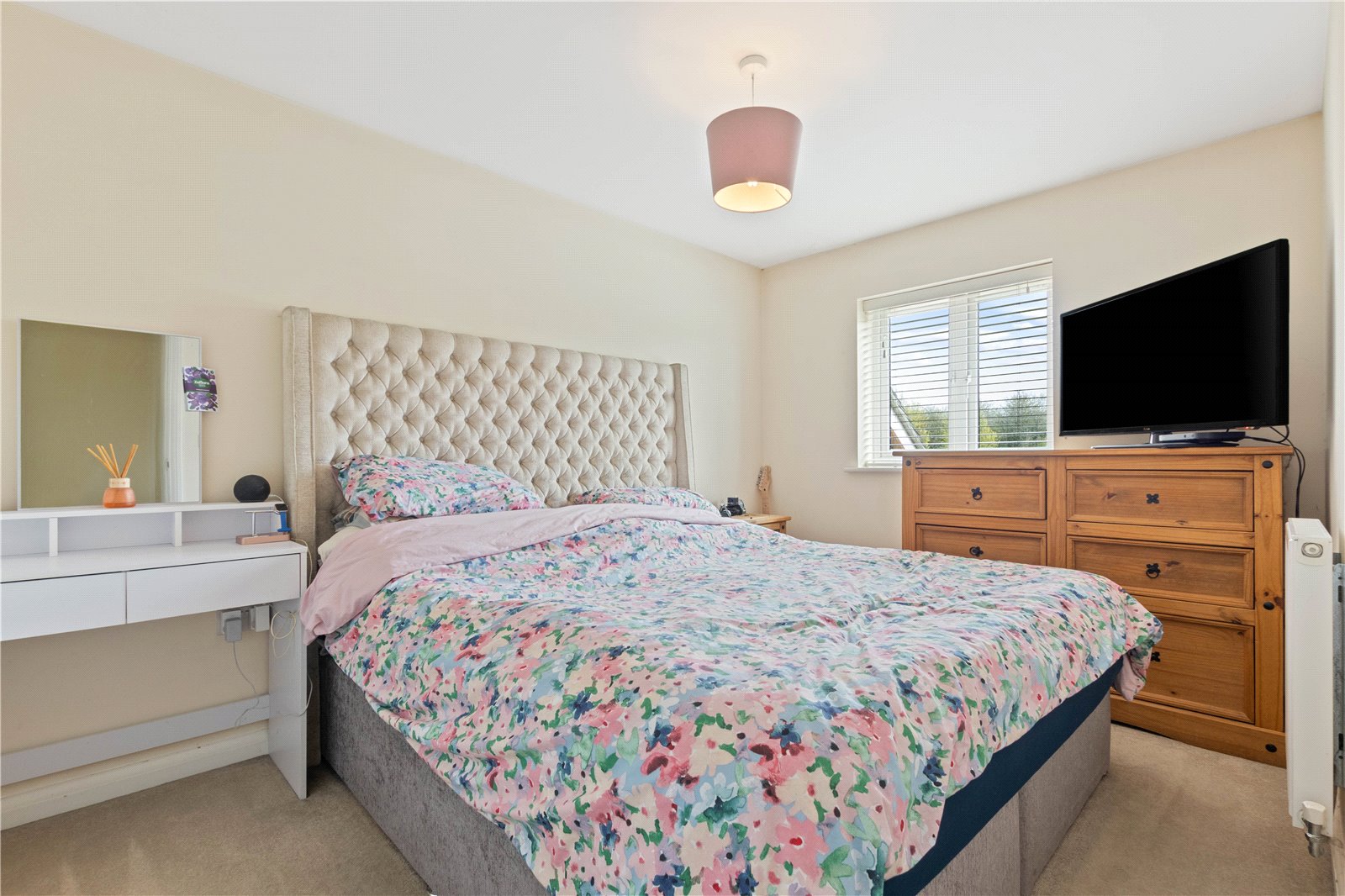 3 bed house for sale in Mill Pond Crescent, Chichester  - Property Image 6