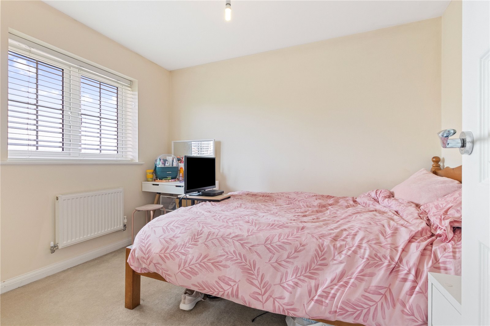 3 bed house for sale in Mill Pond Crescent, Chichester  - Property Image 7