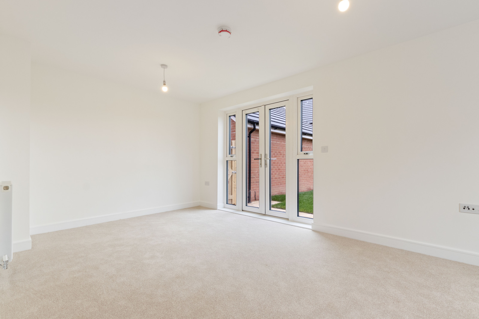 3 bed house for sale in Sefter Road, Rose Green  - Property Image 5