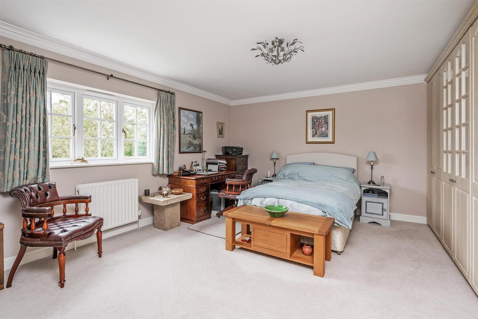 3 bed terraced house for sale in Doctors Close, Solihull  - Property Image 9