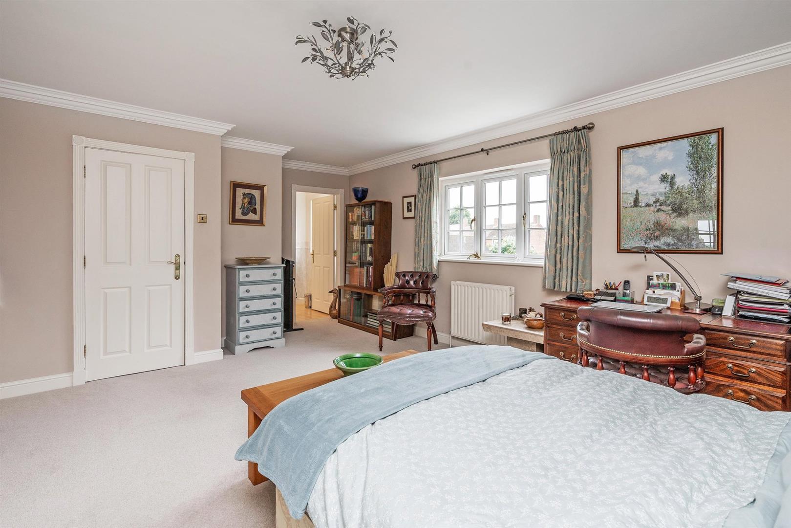 3 bed terraced house for sale in Doctors Close, Solihull  - Property Image 10