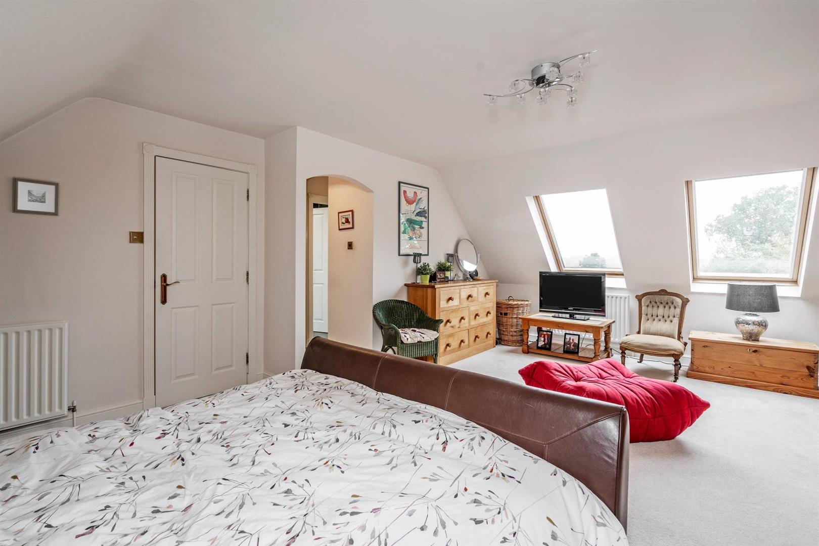 3 bed terraced house for sale in Doctors Close, Solihull  - Property Image 7