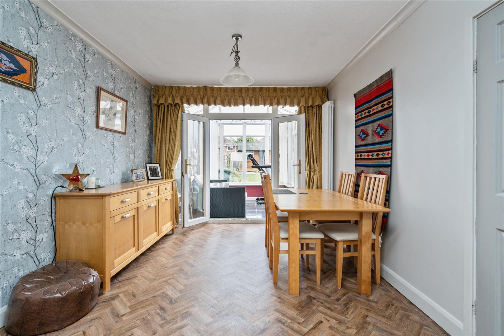 3 bed semi-detached house for sale in Henley Crescent, Solihull  - Property Image 7