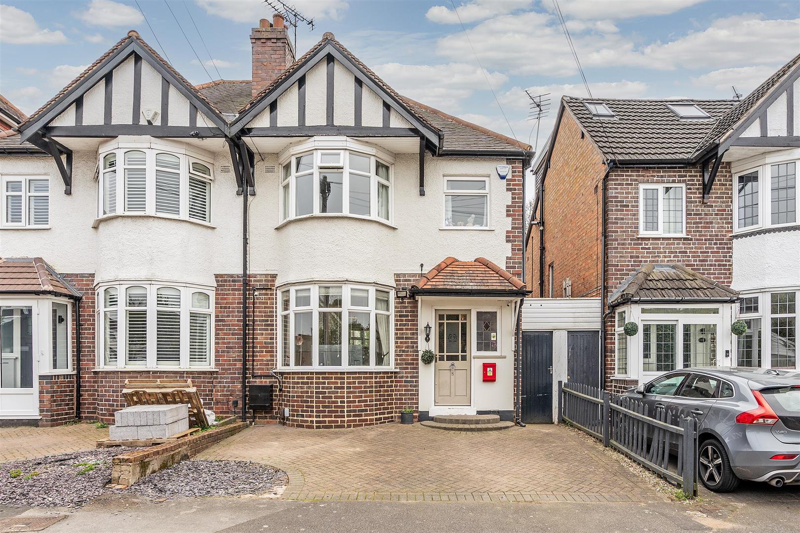 3 bed  for sale in The Crescent, Solihull, B90 