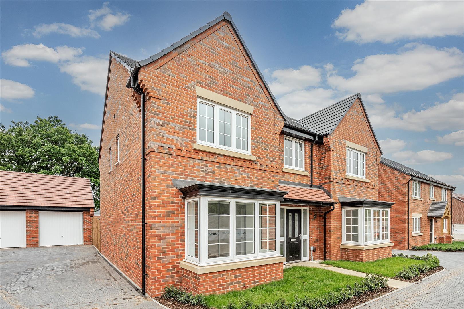 5 bed detached house for sale in Oak Tree Drive, Solihull  - Property Image 1
