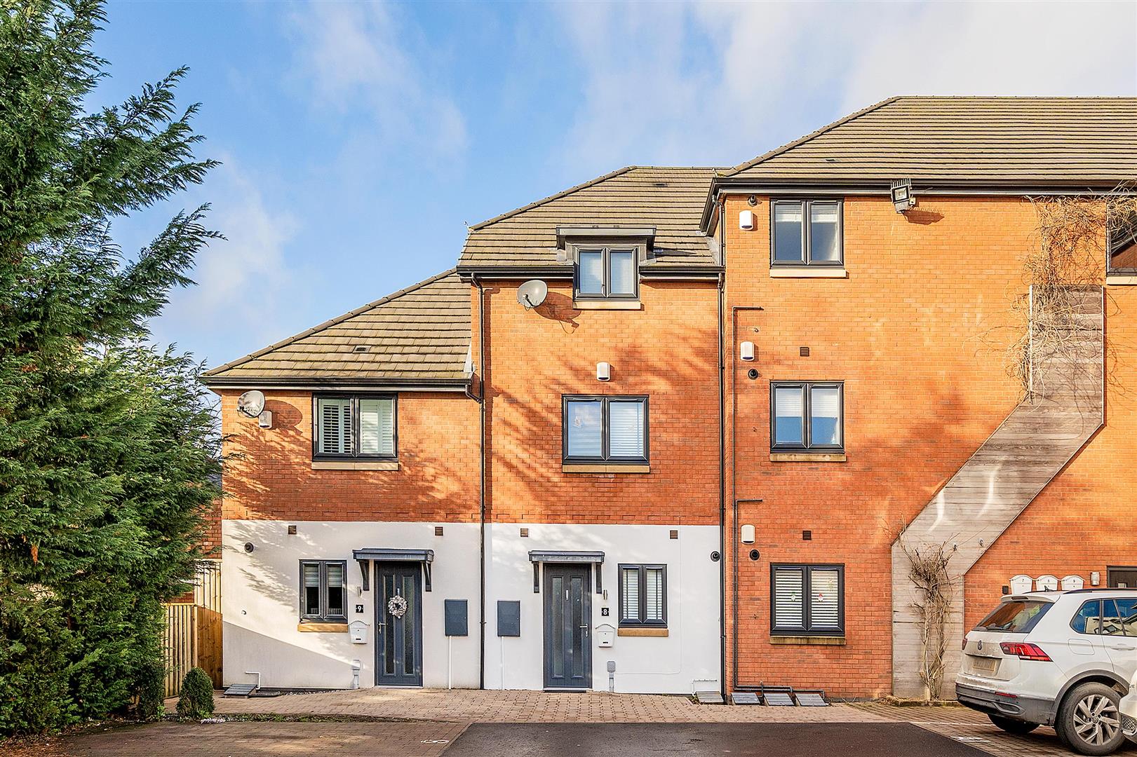 3 bed town house for sale in Trinity Way, Solihull  - Property Image 1