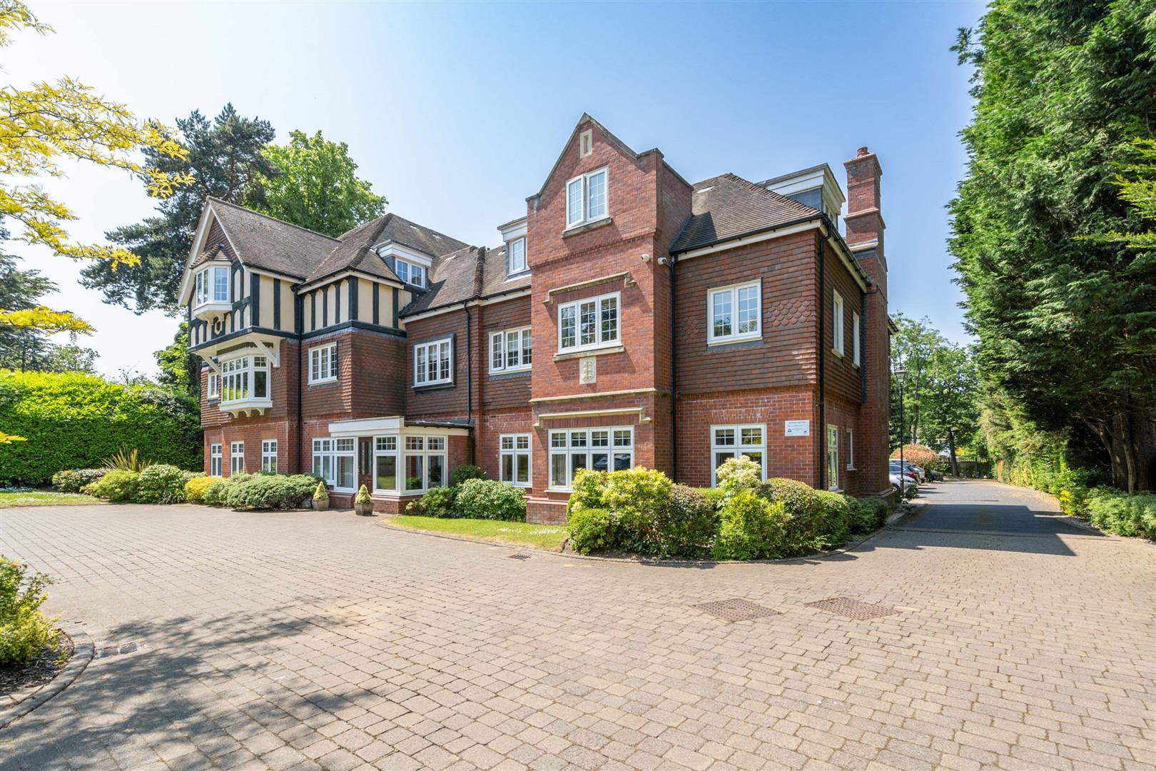 2 bed flat for sale in St. Bernards Road, Solihull  - Property Image 12