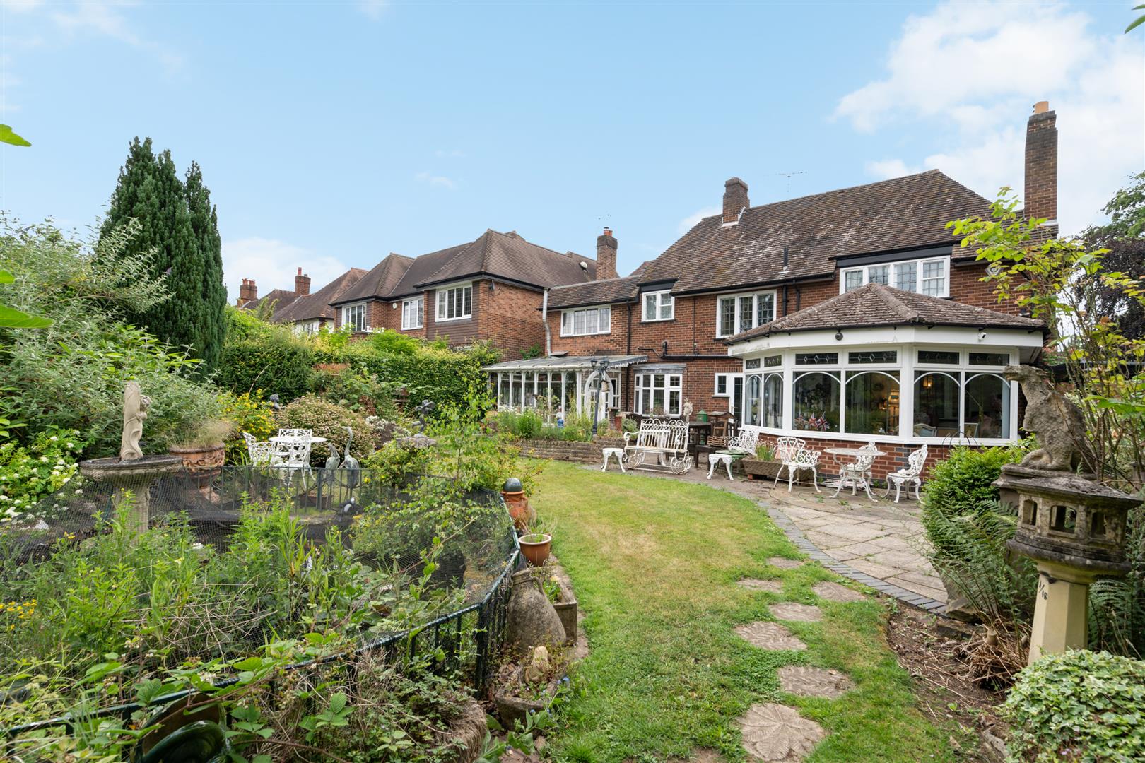 4 bed detached house for sale in Brueton Avenue, Solihull  - Property Image 17