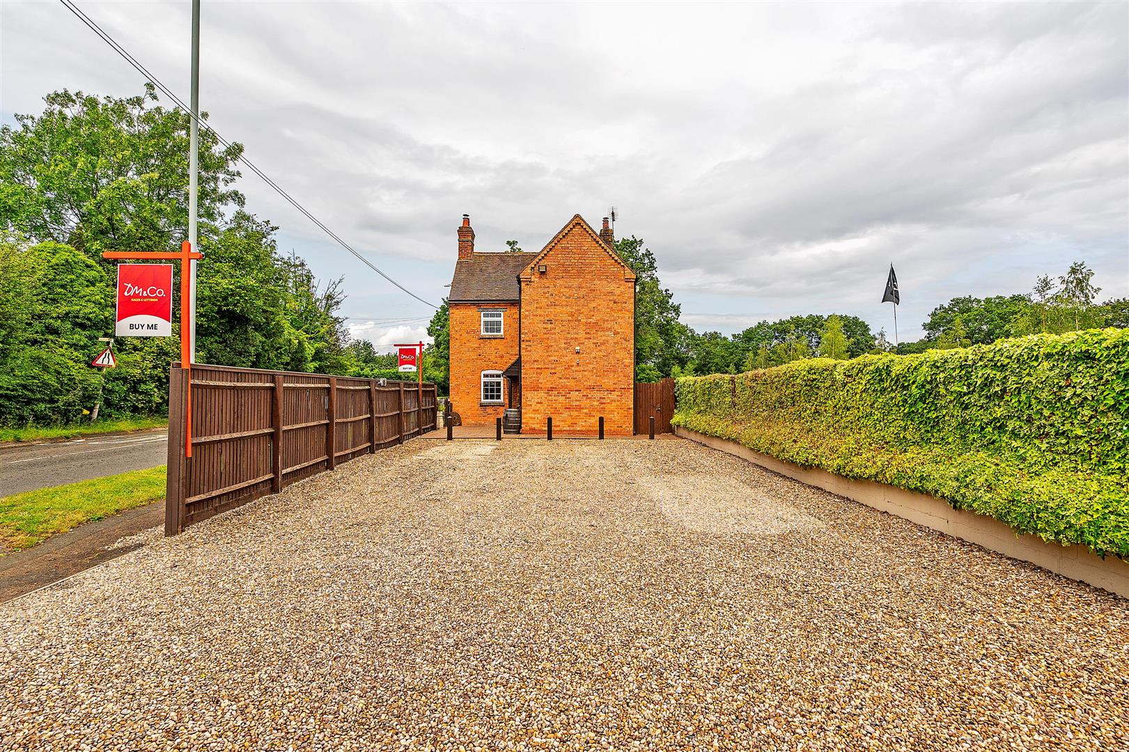 3 bed detached house for sale in Stratford Road, Hockley Heath  - Property Image 16
