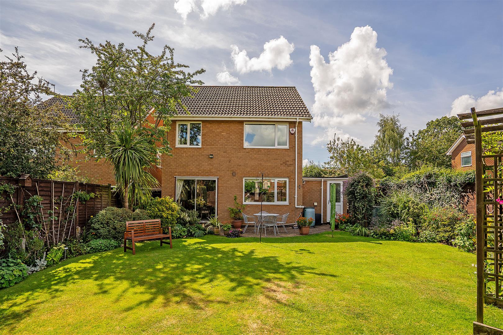4 bed detached house for sale in Gainsborough Crescent, Knowle  - Property Image 2