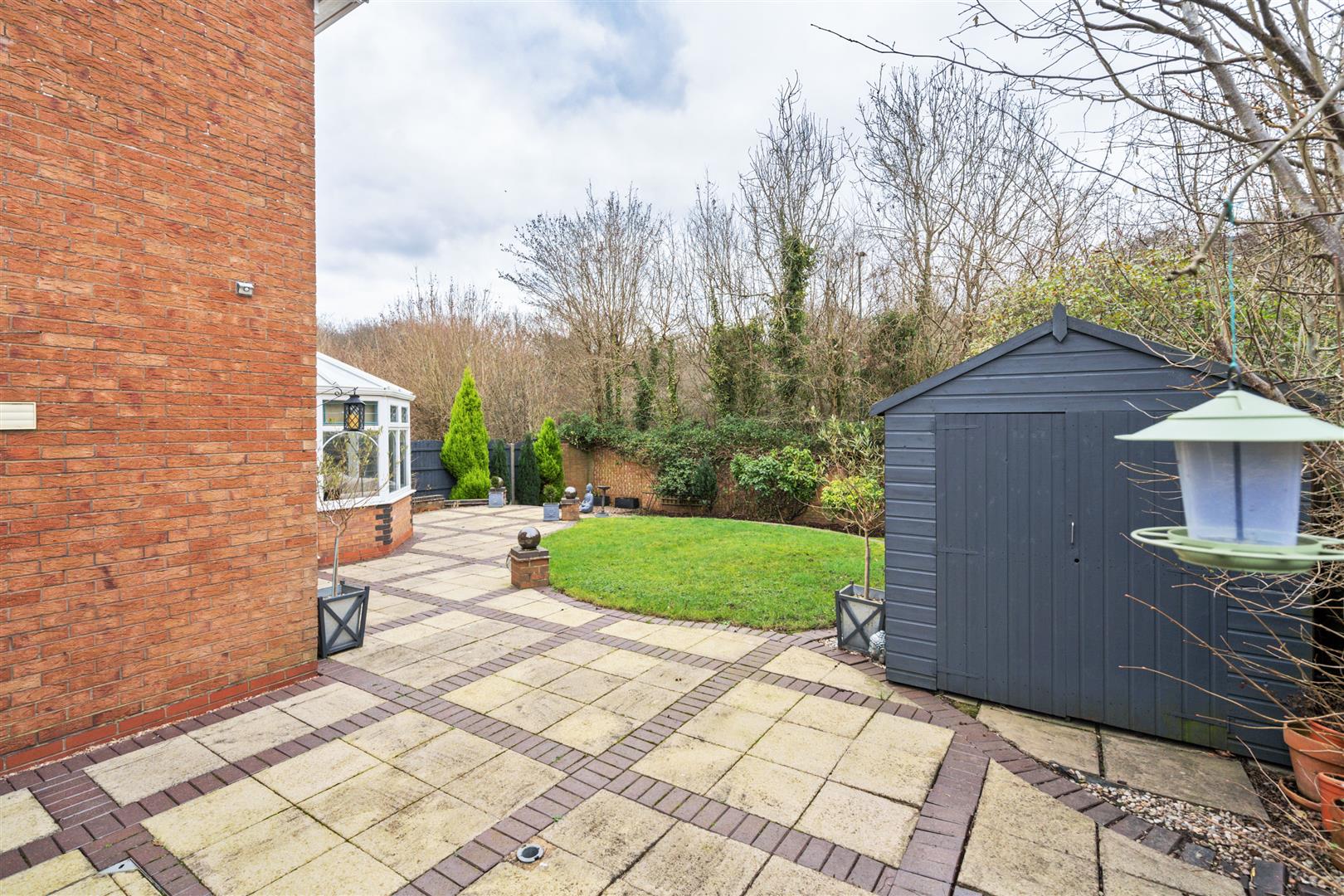 4 bed detached house for sale in Elmdon Coppice, Solihull  - Property Image 15