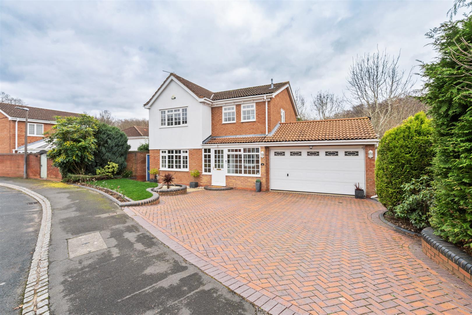 4 bed detached house for sale in Elmdon Coppice, Solihull  - Property Image 16