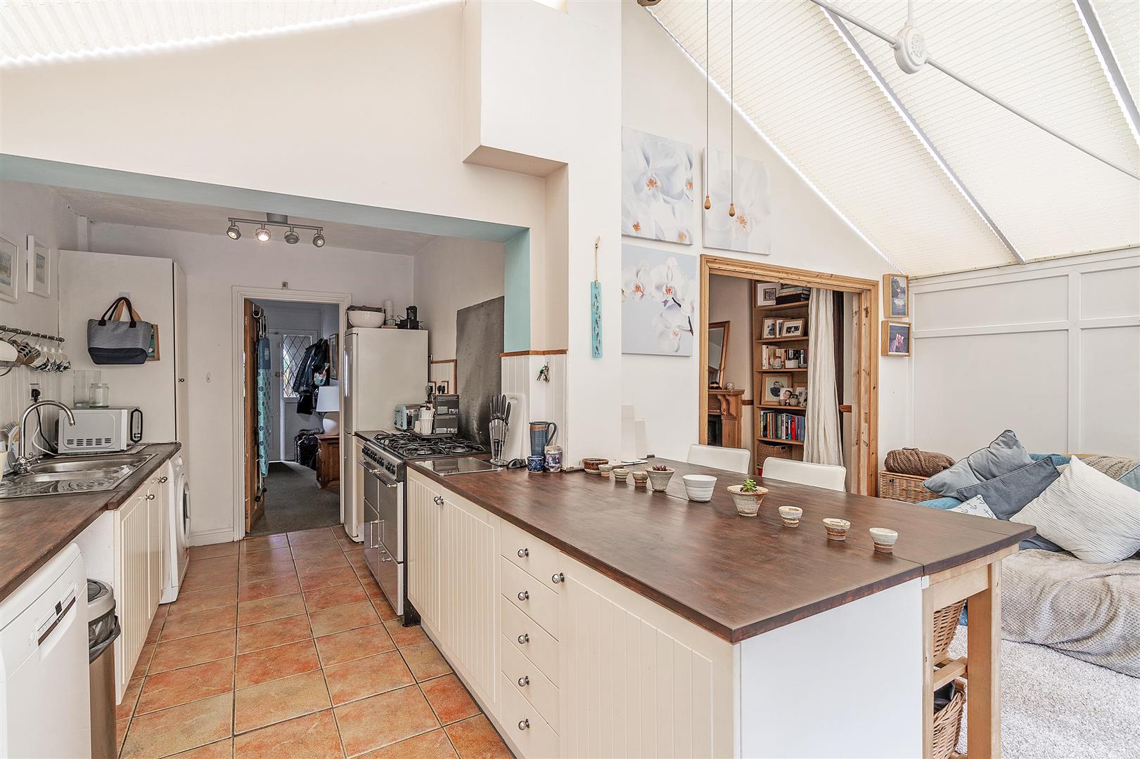 3 bed semi-detached house for sale in Richmond Road, Solihull  - Property Image 6