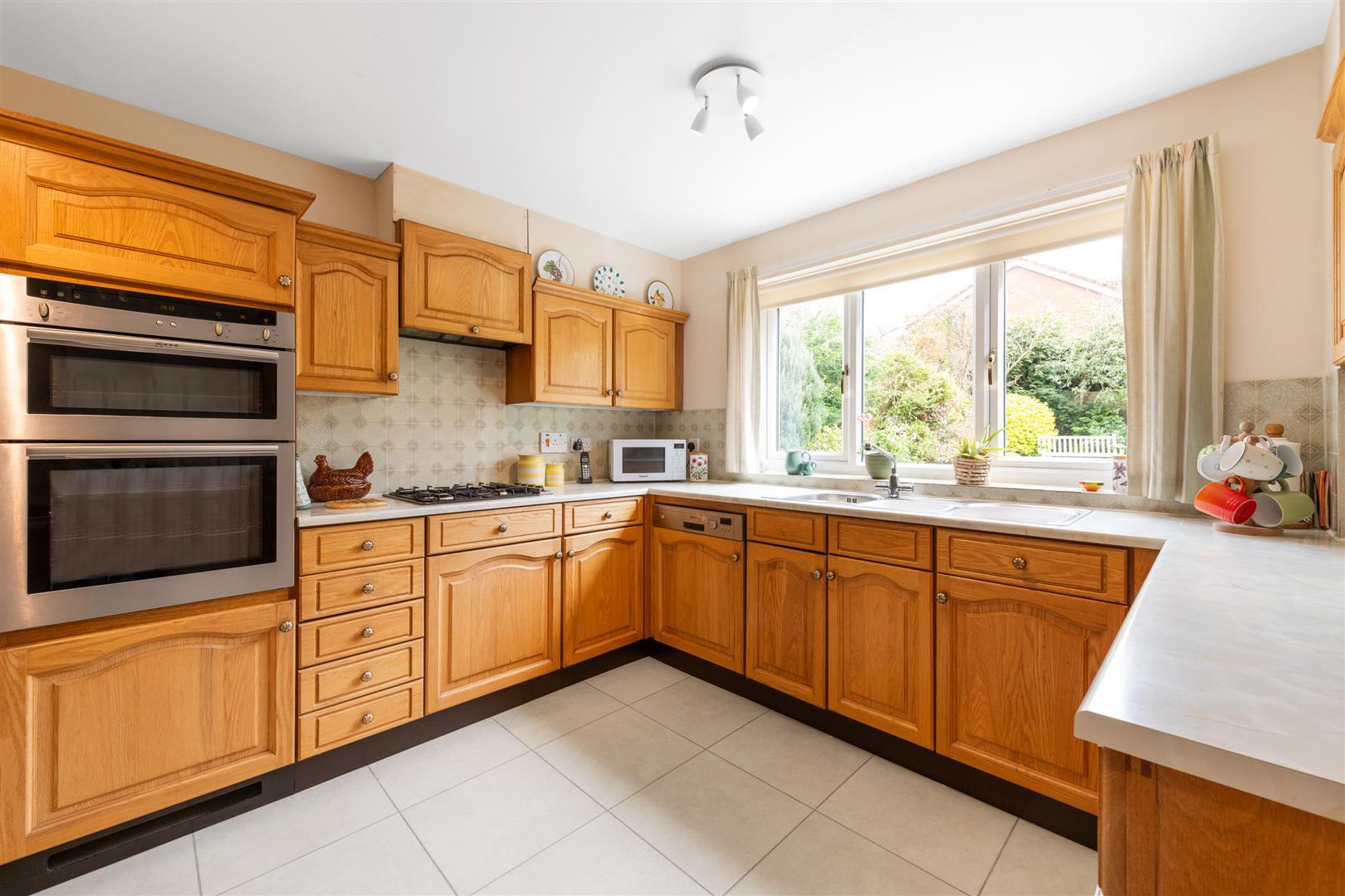 4 bed detached house for sale in Browns Lane, Solihull  - Property Image 3