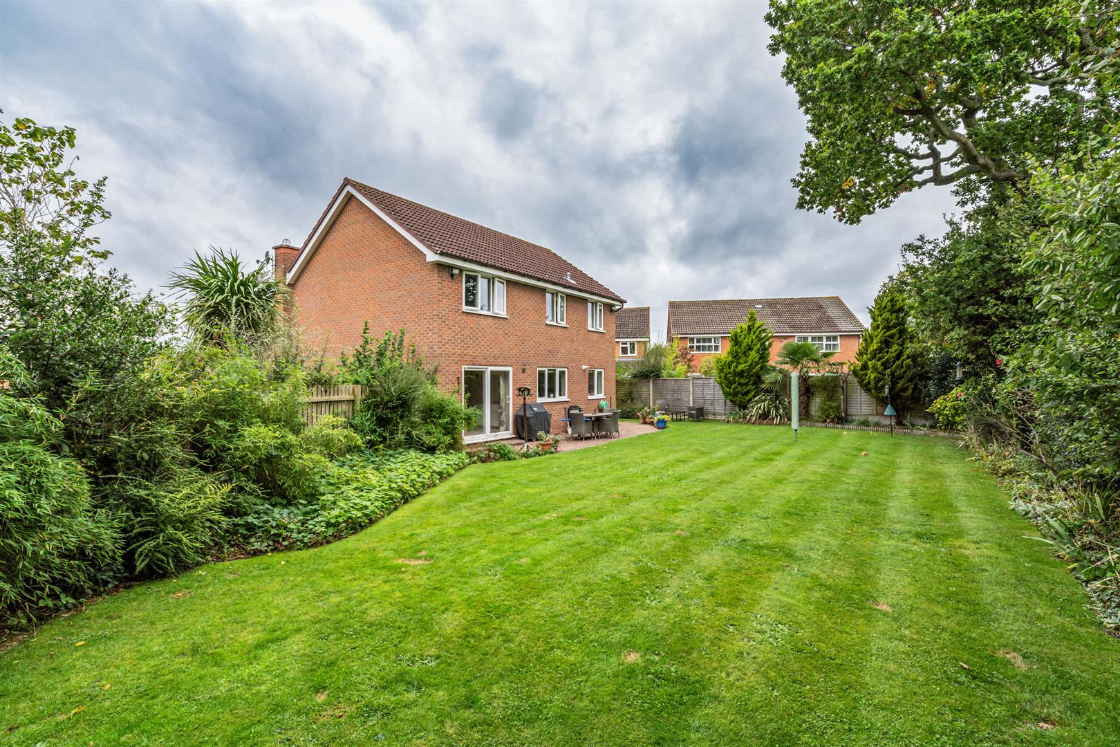 5 bed detached house for sale in Oldington Grove, Solihull  - Property Image 14