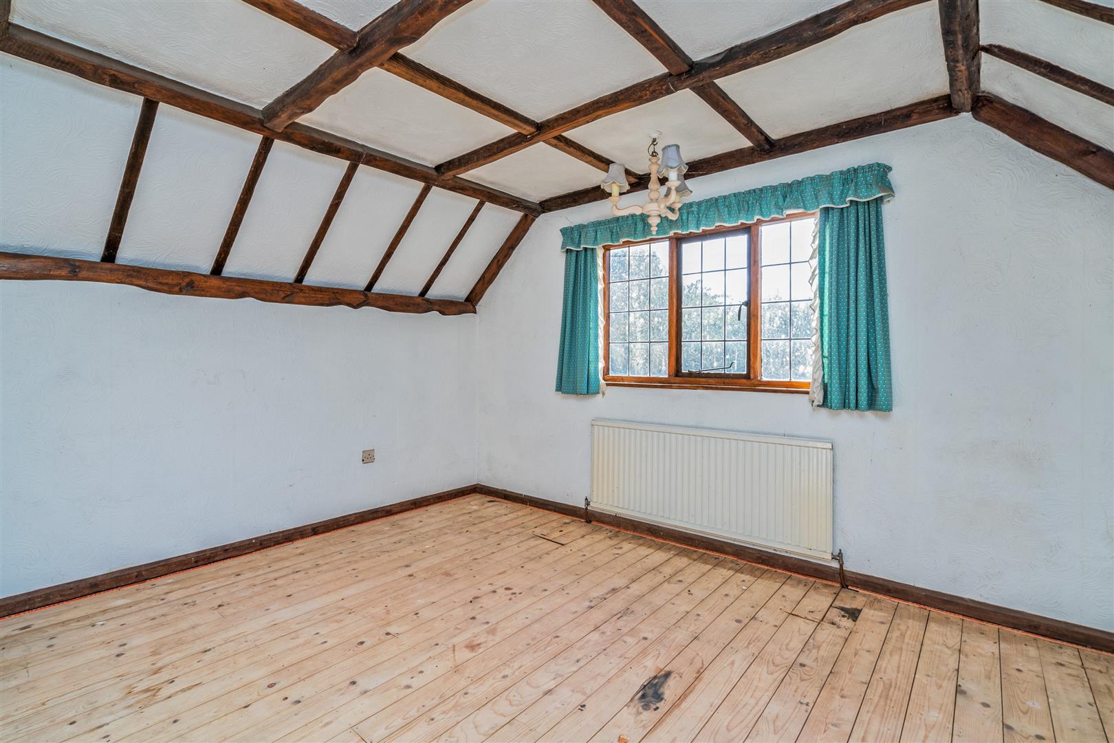 2 bed cottage for sale in Queens Drive, Warwick  - Property Image 11