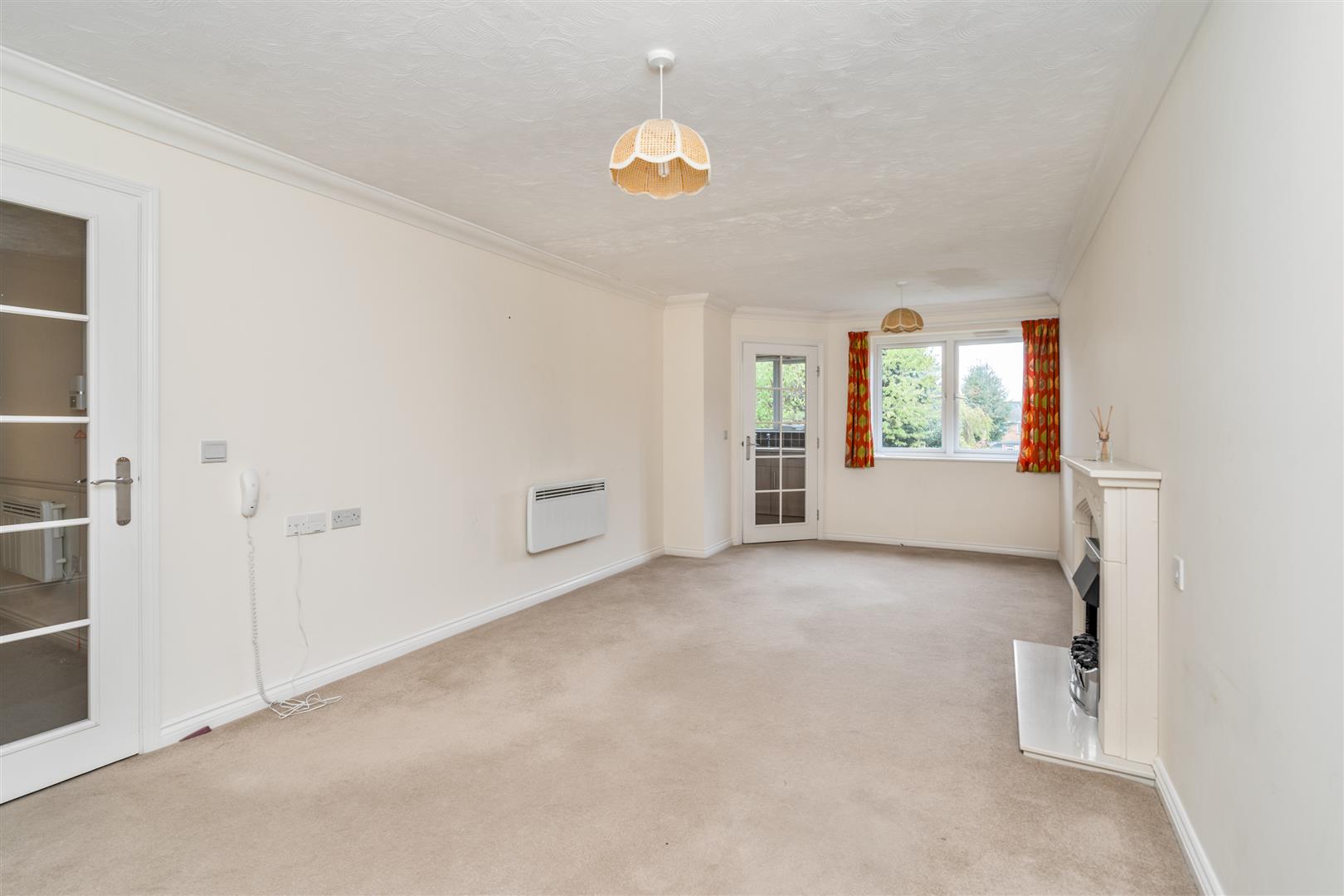 2 bed apartment for sale in Cornyx Lane, Solihull  - Property Image 3