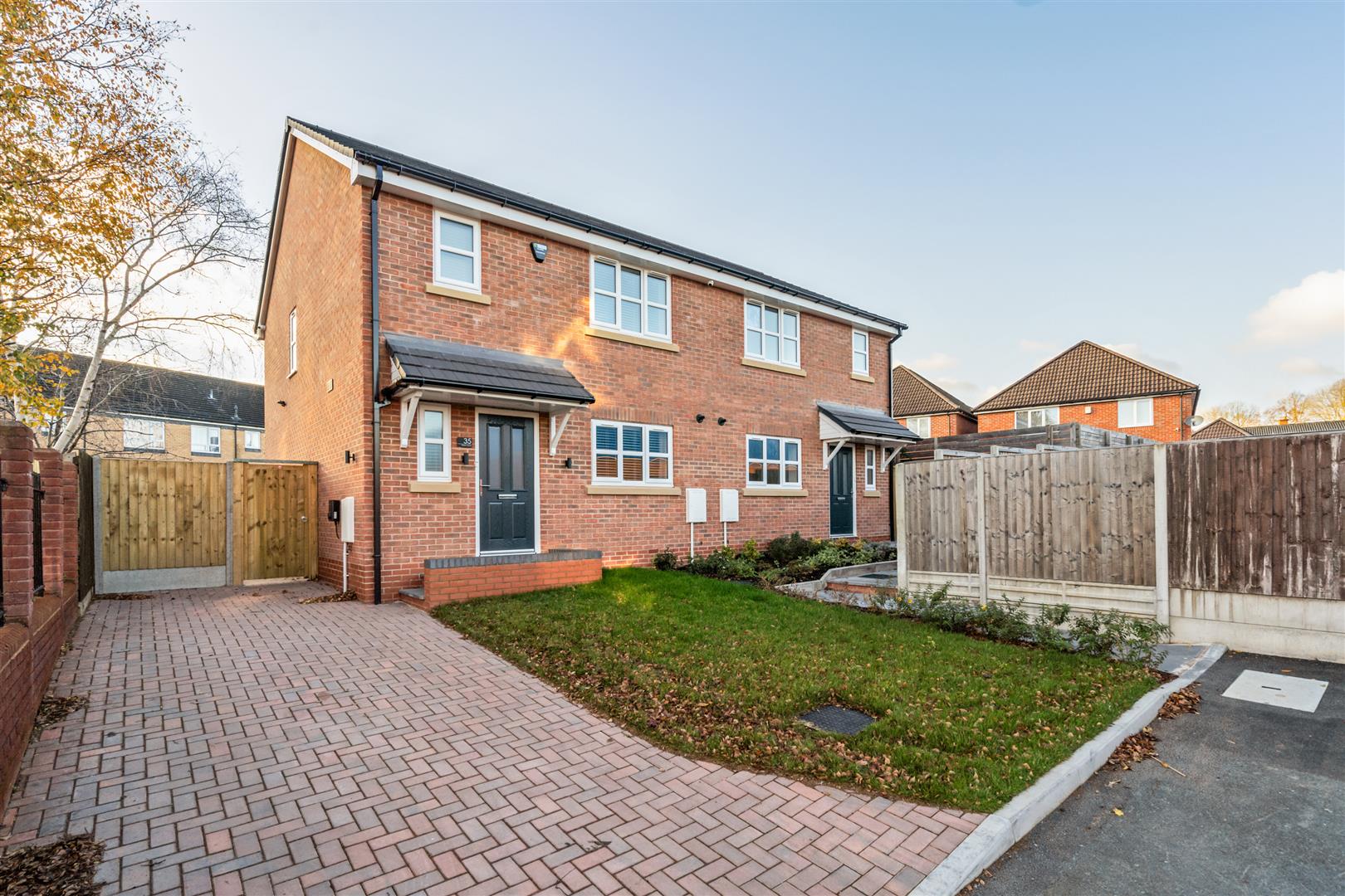 3 bed semi-detached house for sale in Warwick Road, Solihull  - Property Image 1