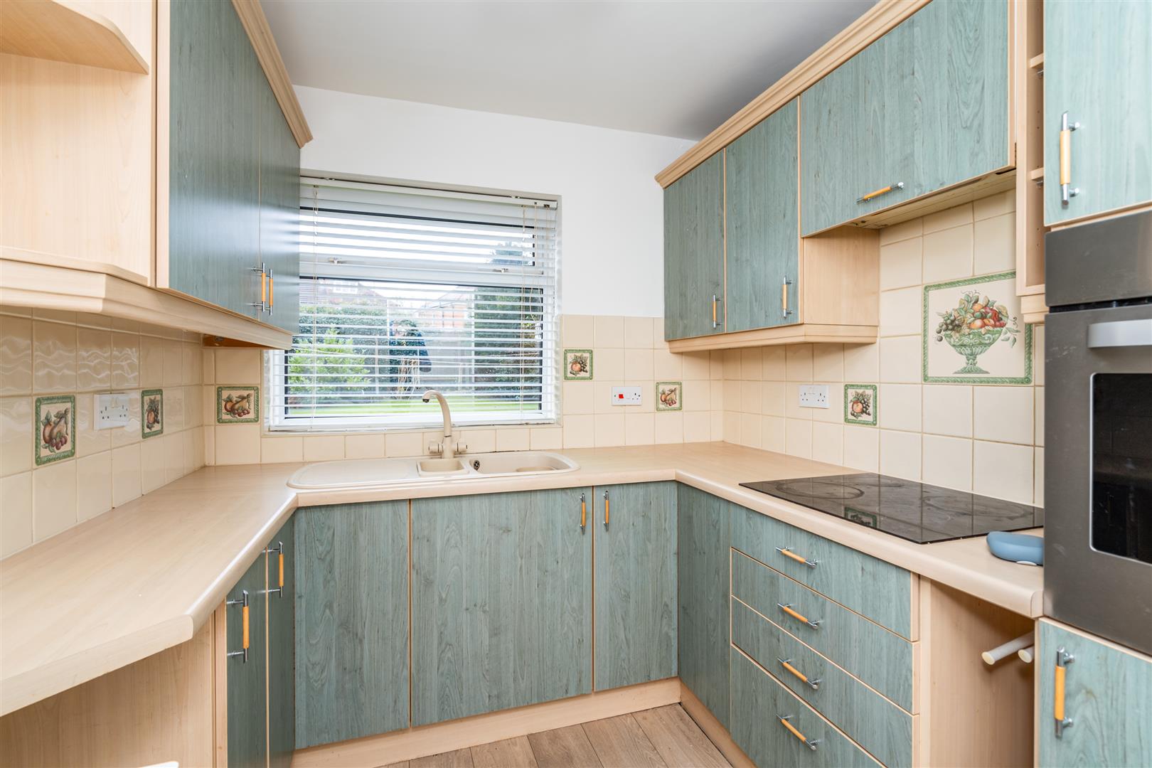 2 bed maisonette for sale in Swanswell Road, Solihull  - Property Image 5