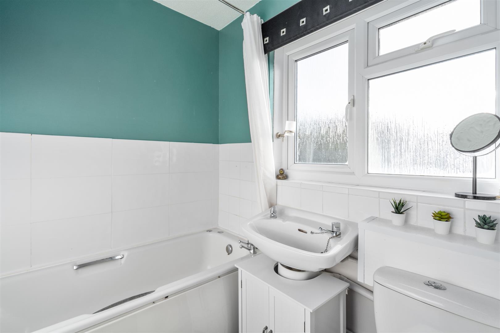 2 bed semi-detached house for sale in Brownsover Close, Birmingham  - Property Image 8